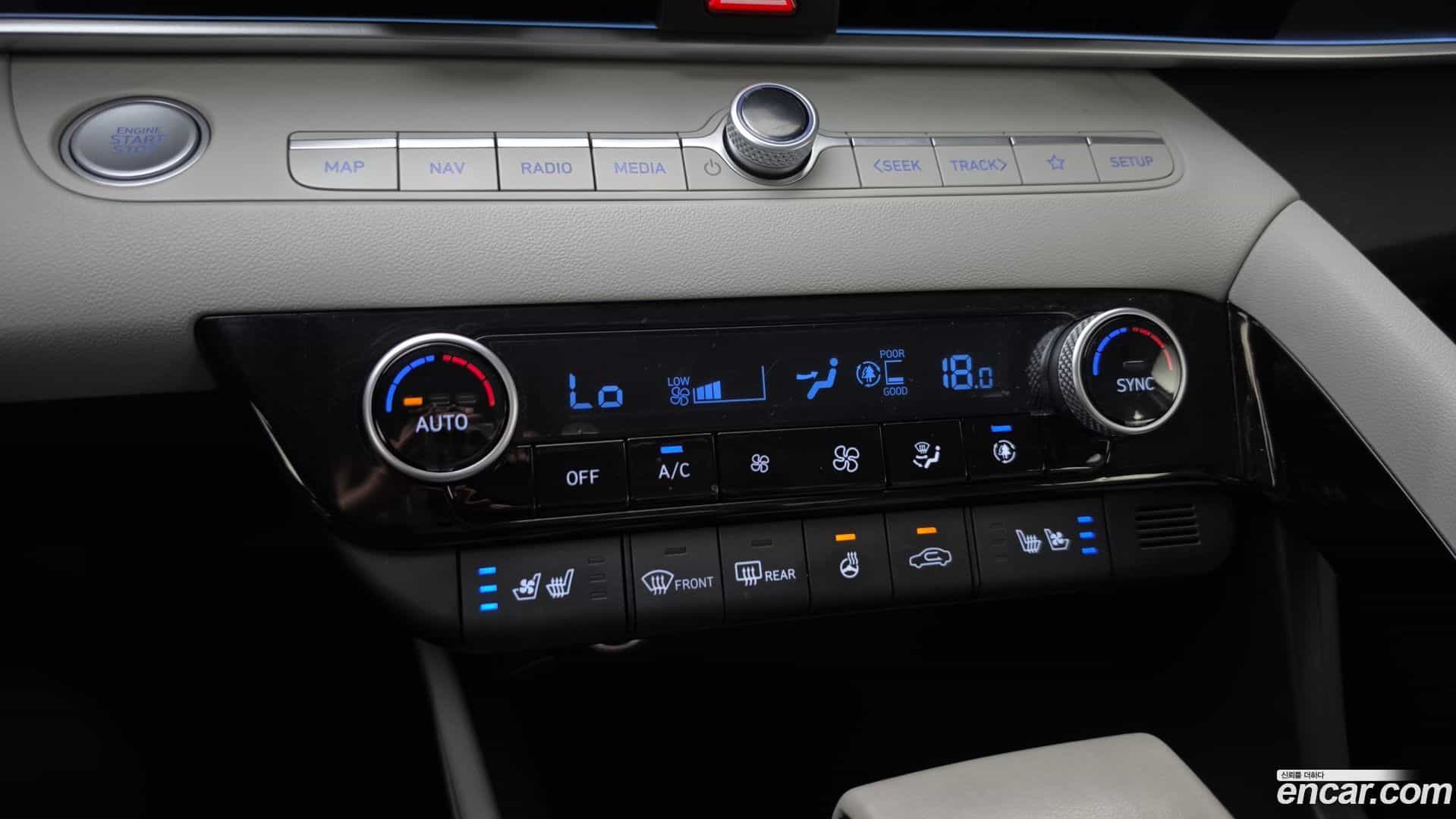 AVANTE Hyundai 2022.4-OPTION-024