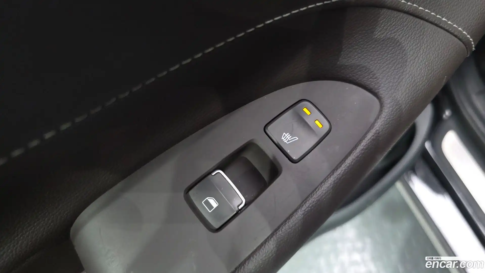 Grandeur Hyundai 2019.9-OPTION-023