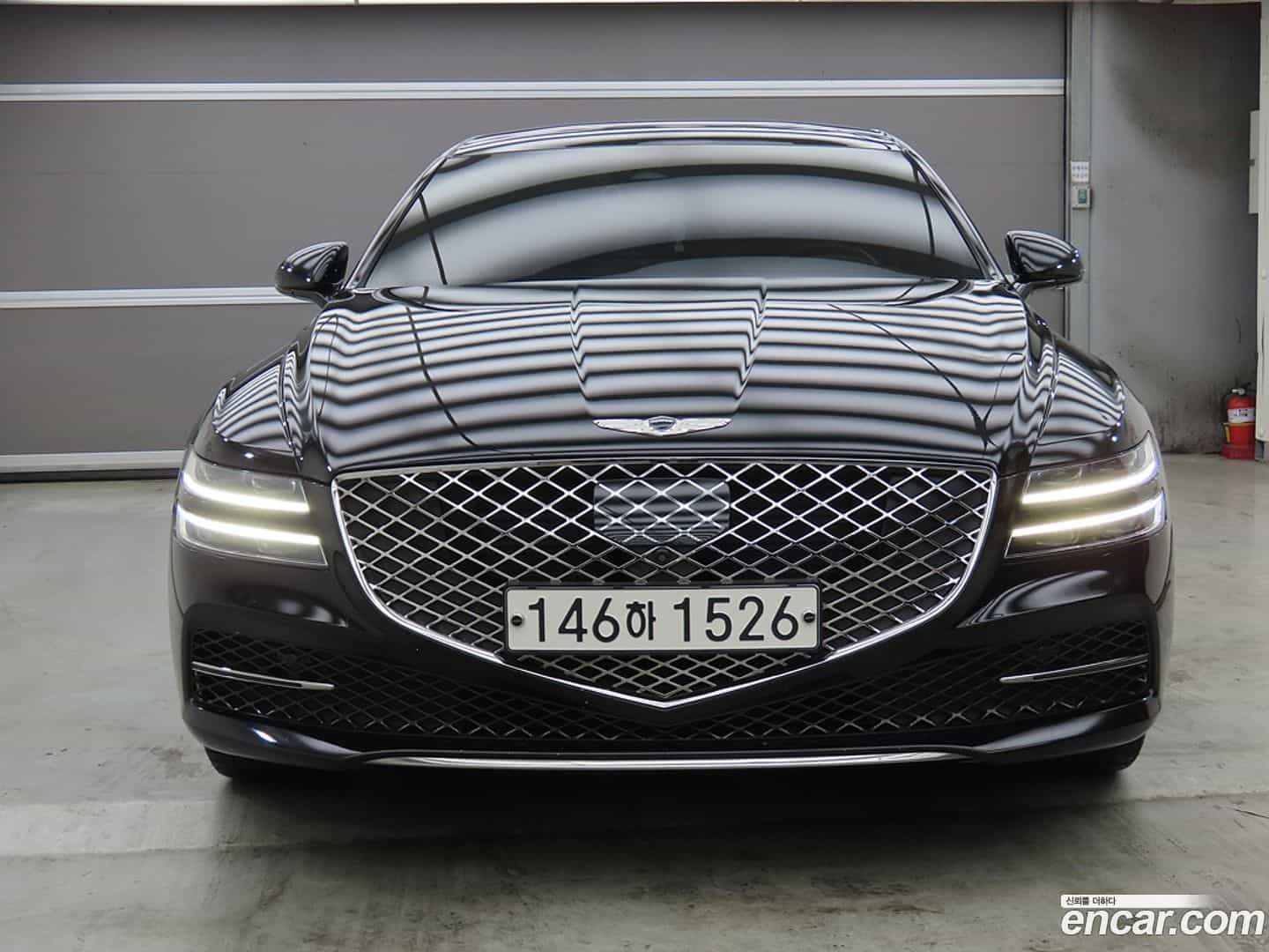 G80 Genesis 2021.8-OUTER-002