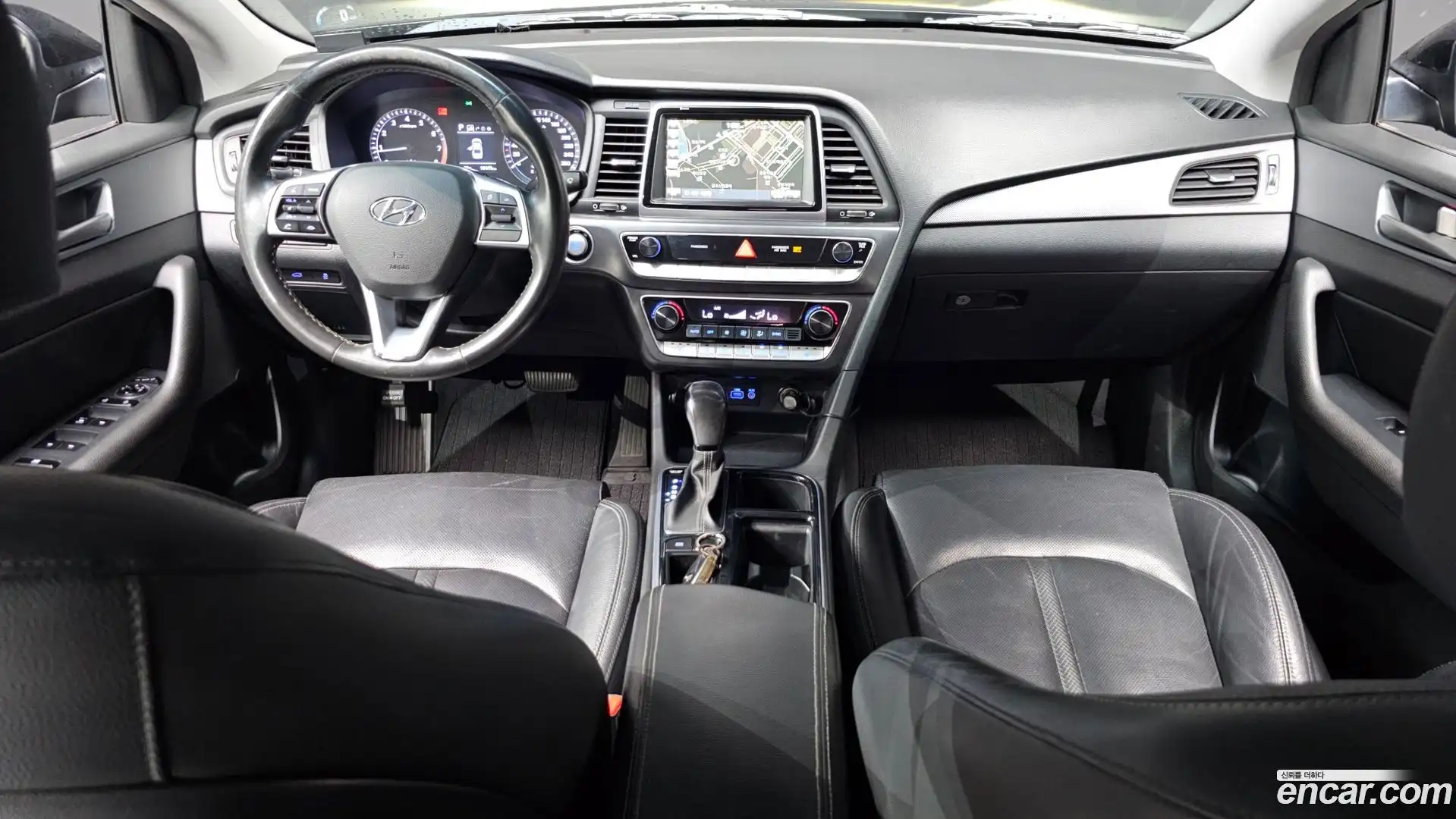 Sonata Hyundai 2017.9-INNER-007