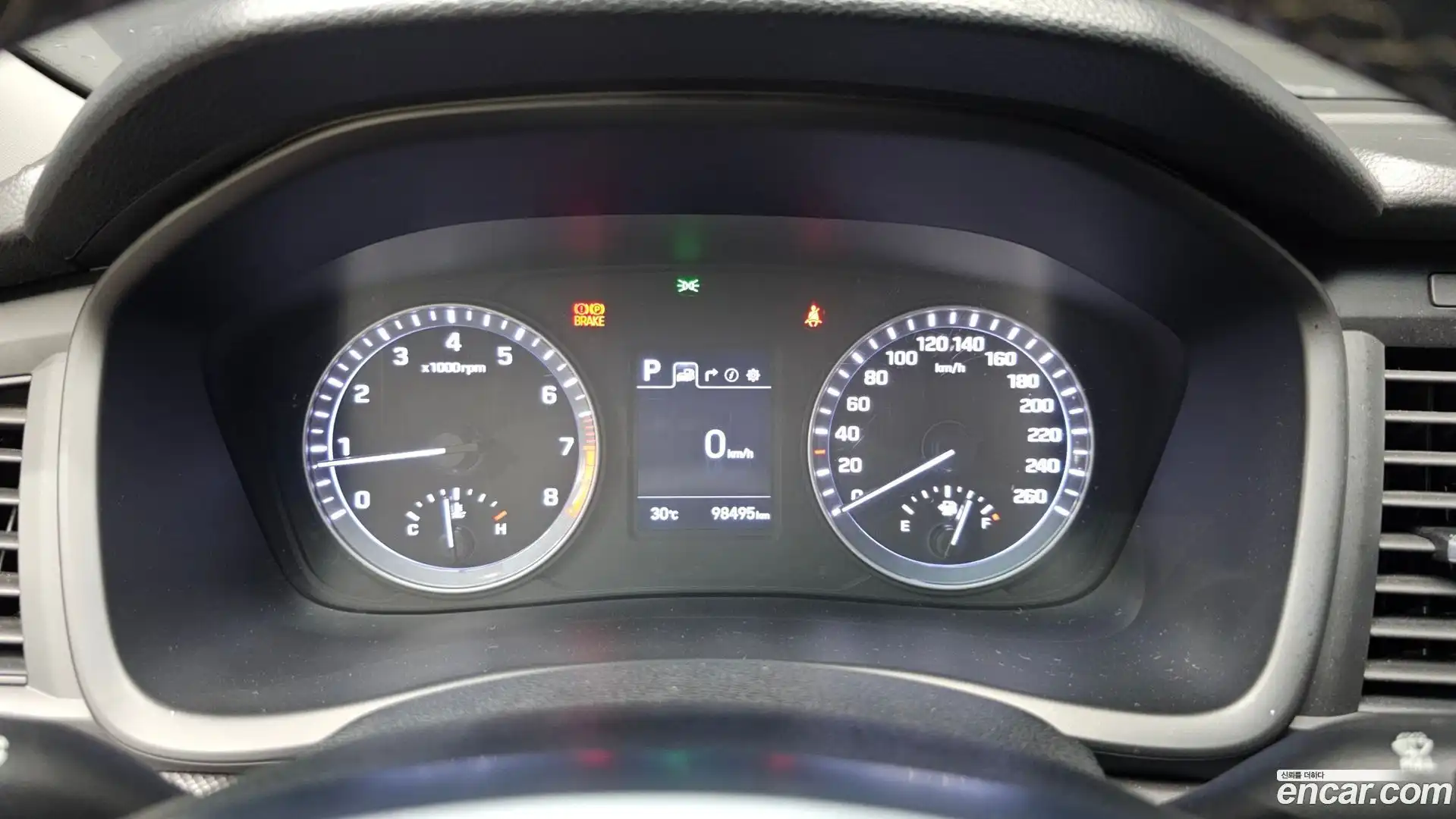 Sonata Hyundai 2017.9-INNER-008