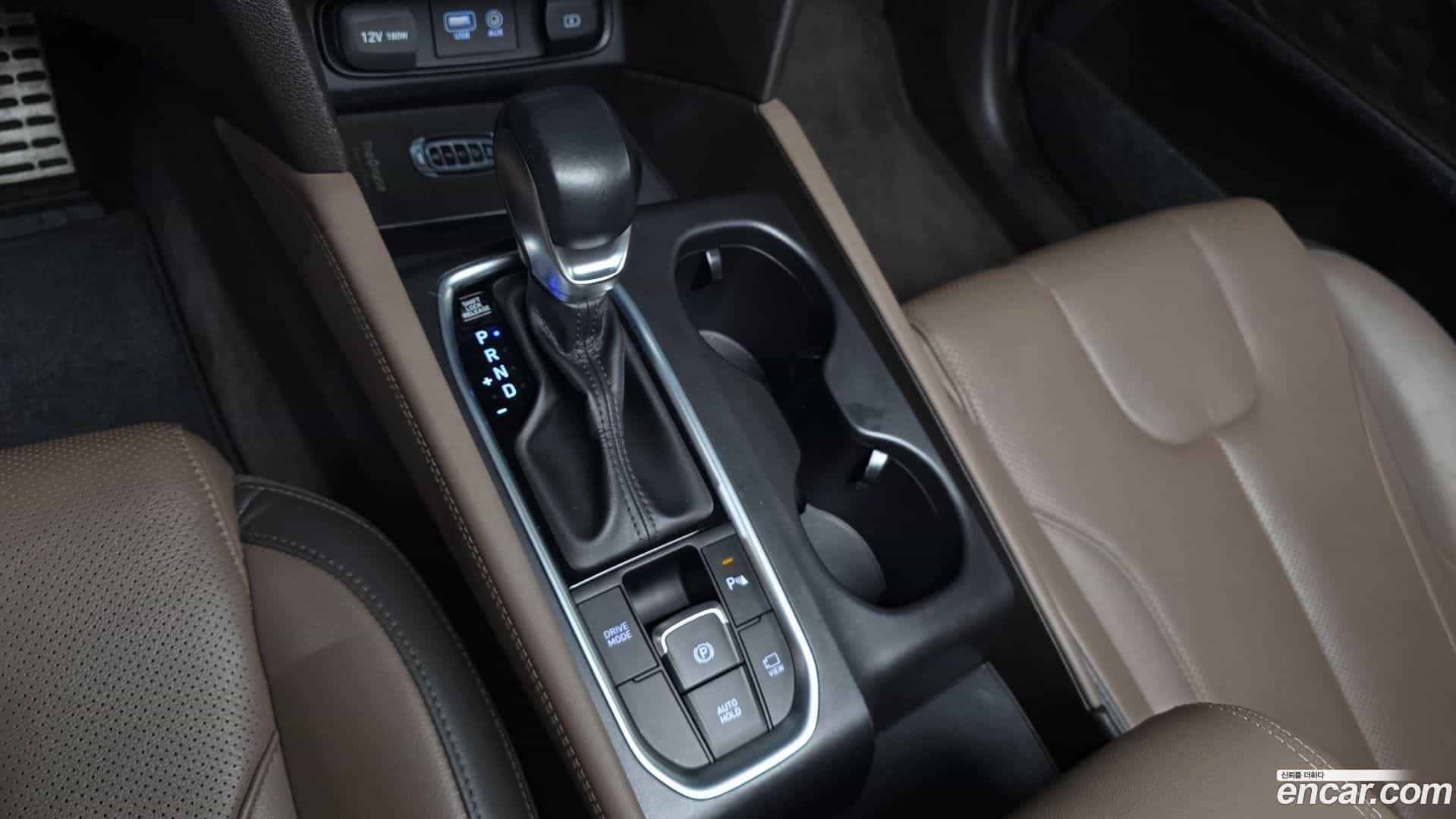 Santafe Hyundai 2020.1-INNER-009