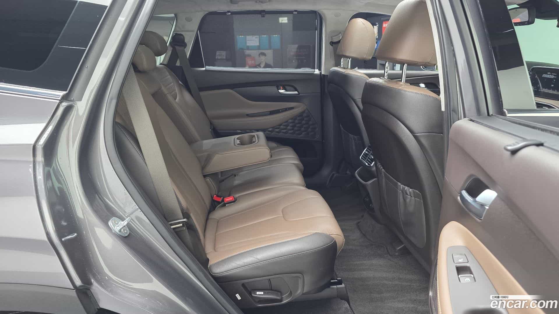 Santafe Hyundai 2020.1-INNER-036