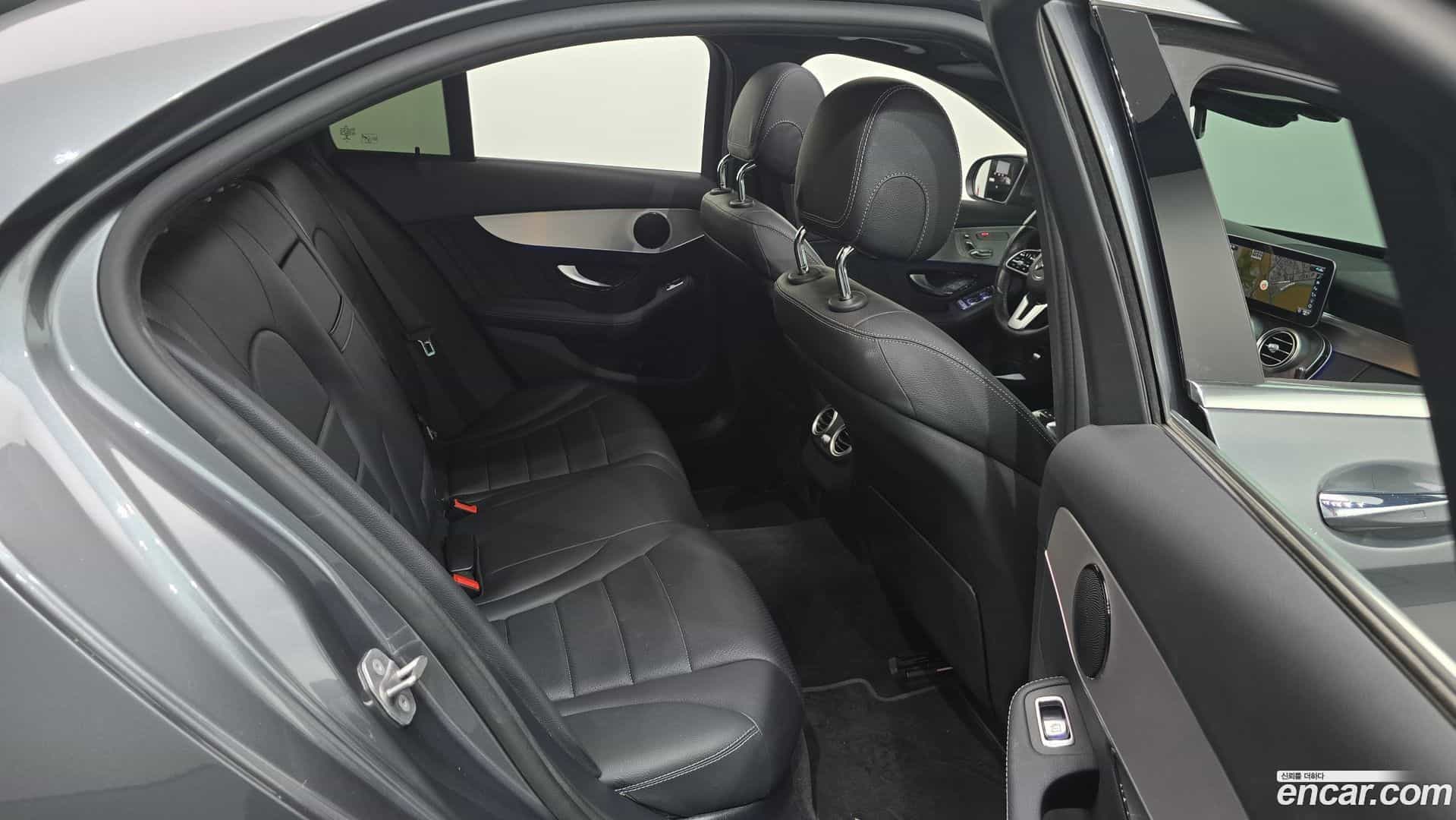 C-Class Mercedes-Benz 2021.6-OPTION-015