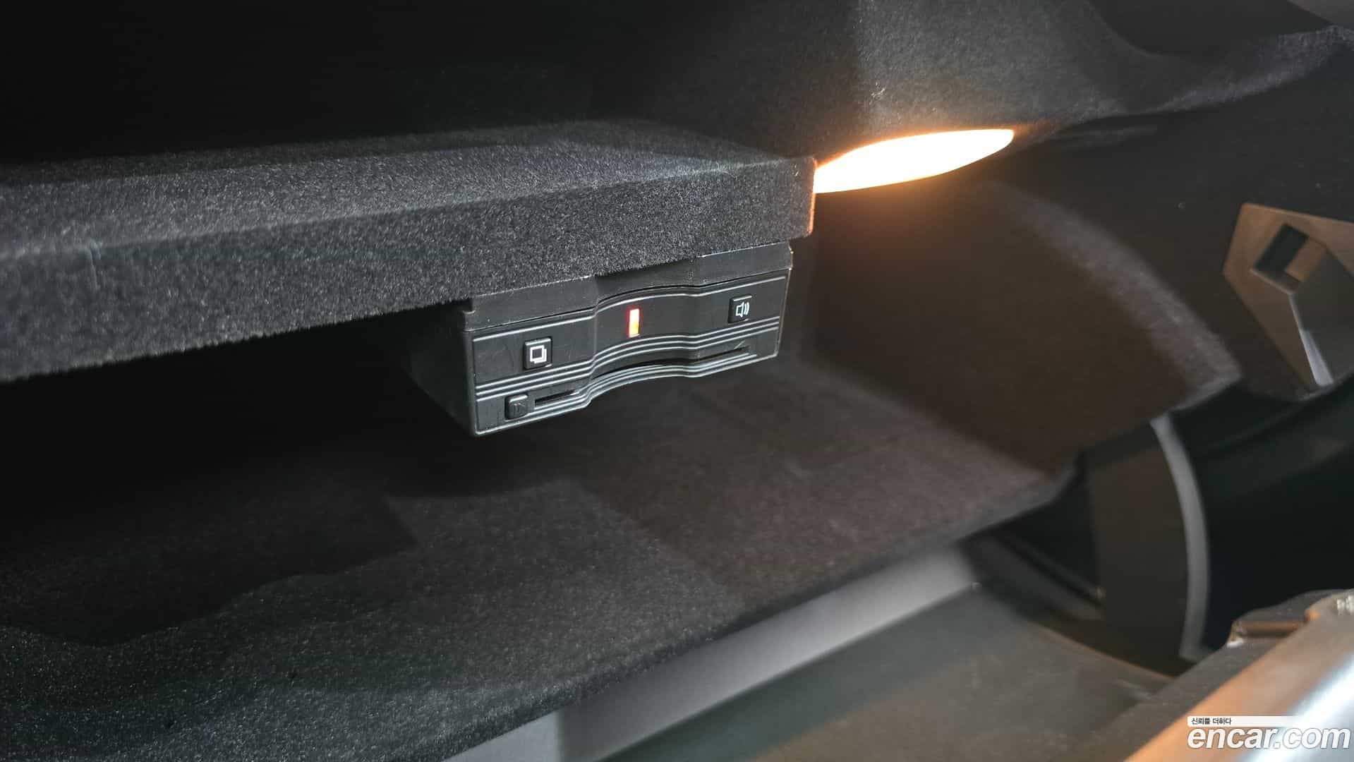 C-Class Mercedes-Benz 2021.6-OPTION-017