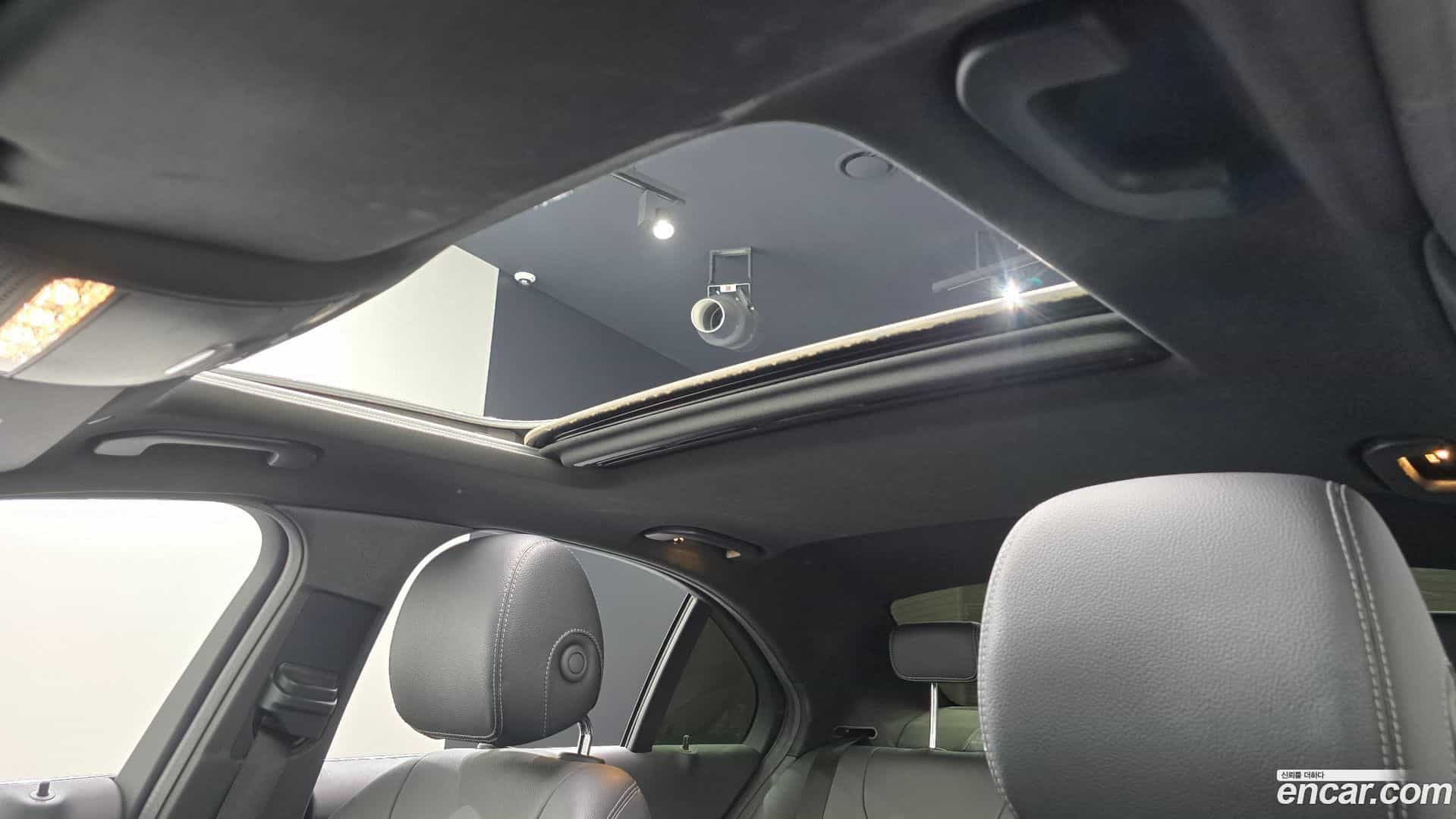 C-Class Mercedes-Benz 2021.6-OPTION-022