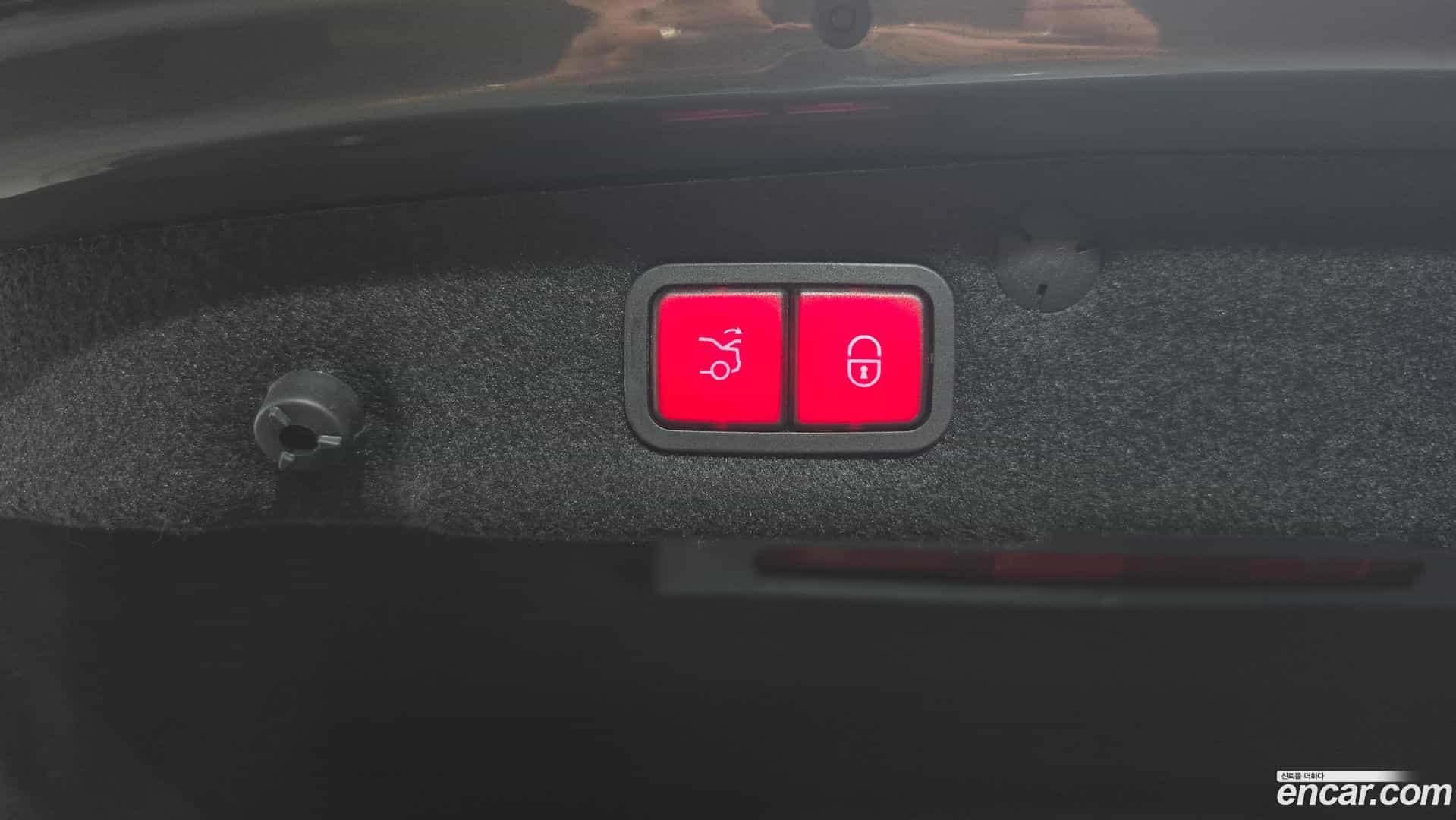 C-Class Mercedes-Benz 2021.6-OPTION-023
