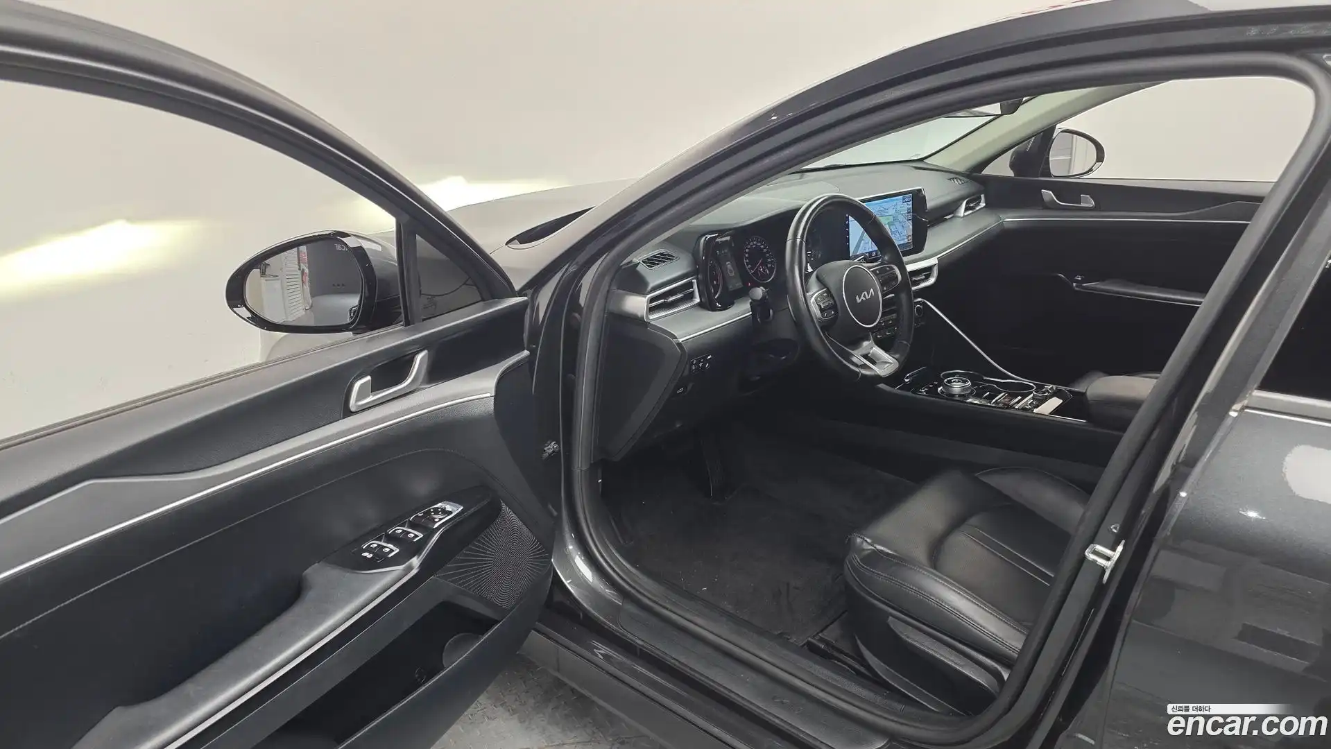 K5 Kia 2023.0-INNER-010