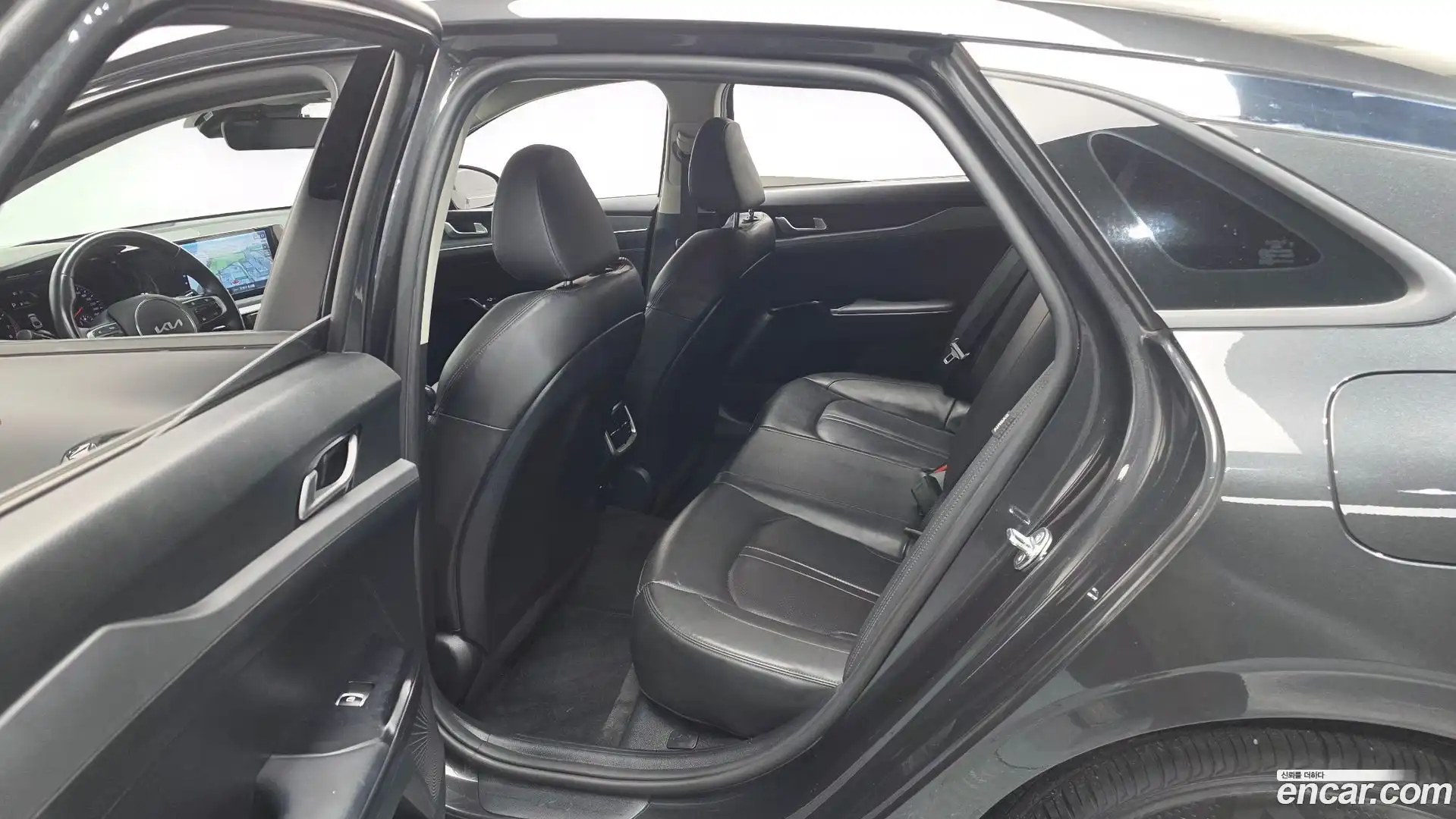 K5 Kia 2023.0-OPTION-015