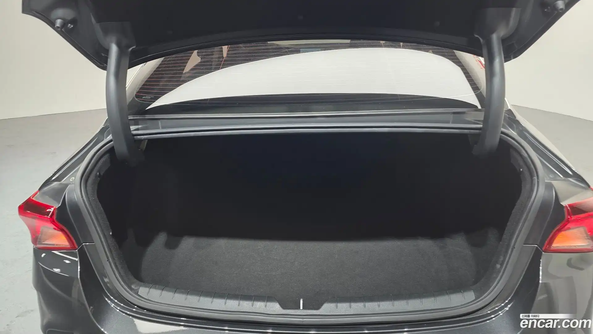 K5 Kia 2023.0-OPTION-022