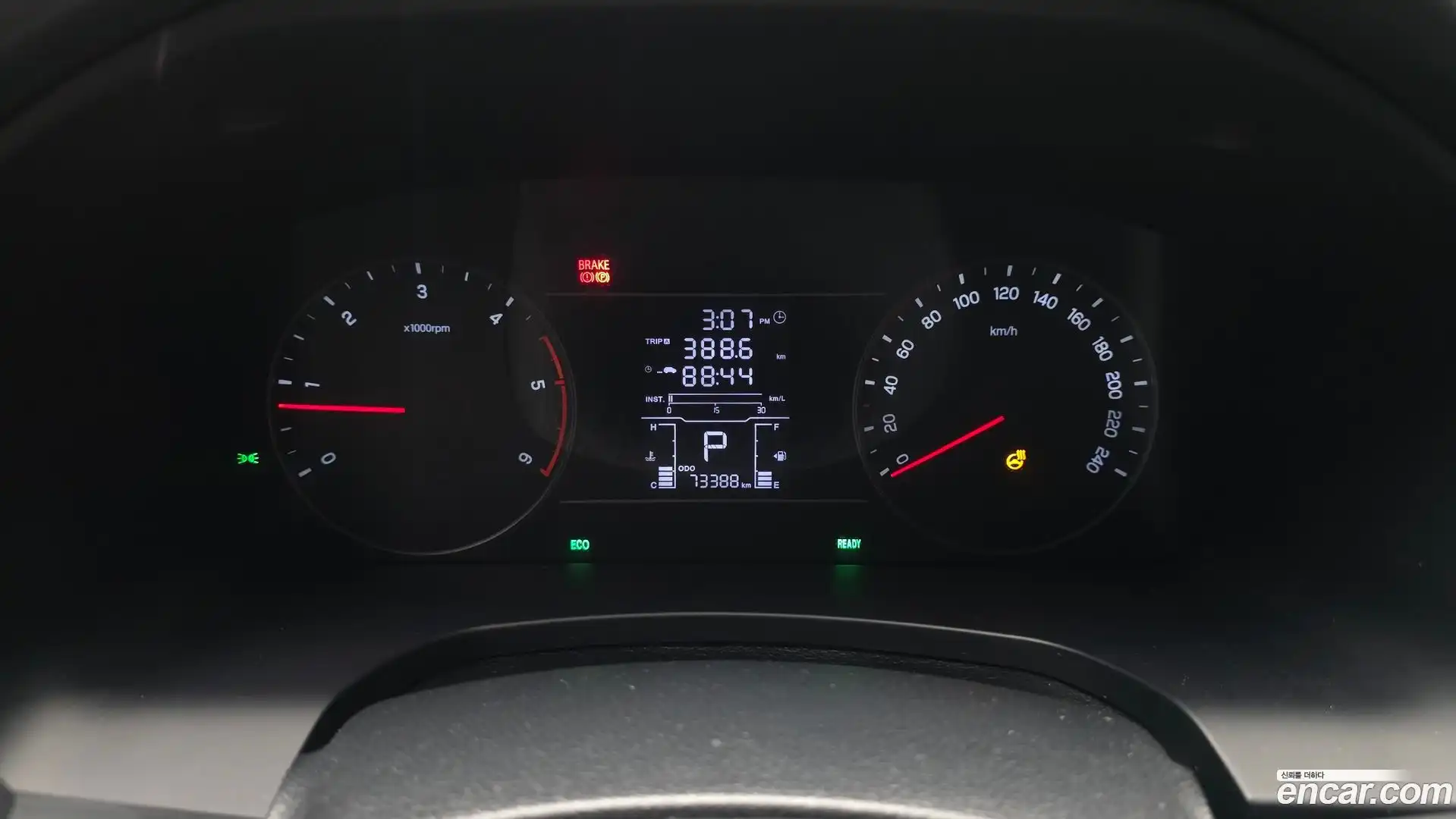 Rexton KG Mobility 2019.7-INNER-008