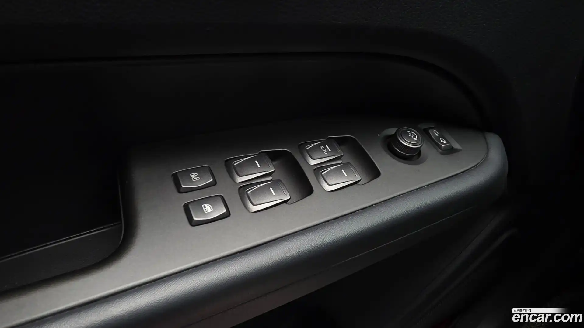 Rexton KG Mobility 2019.7-OPTION-023