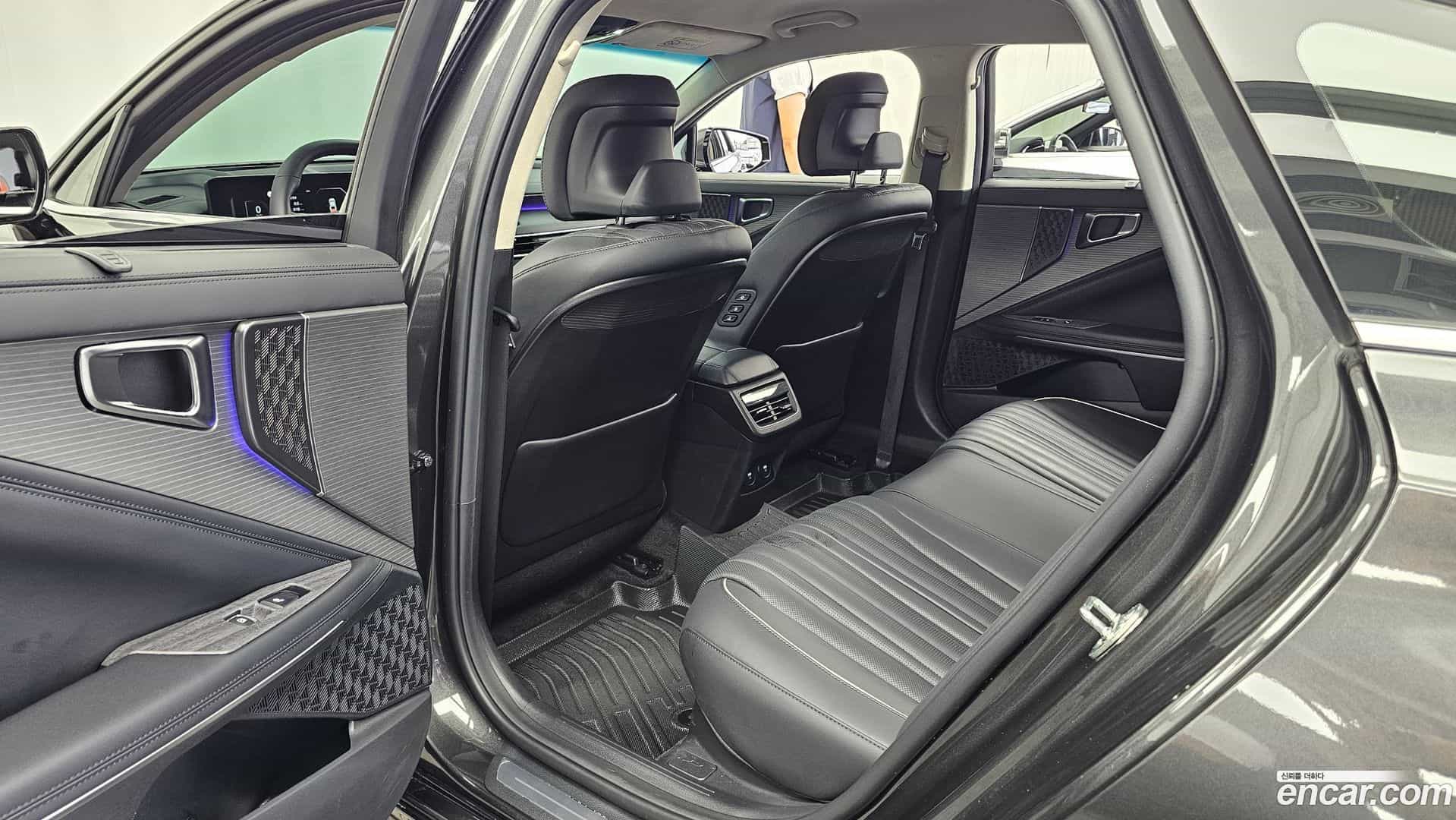 K8 Kia 2025.9-OPTION-015