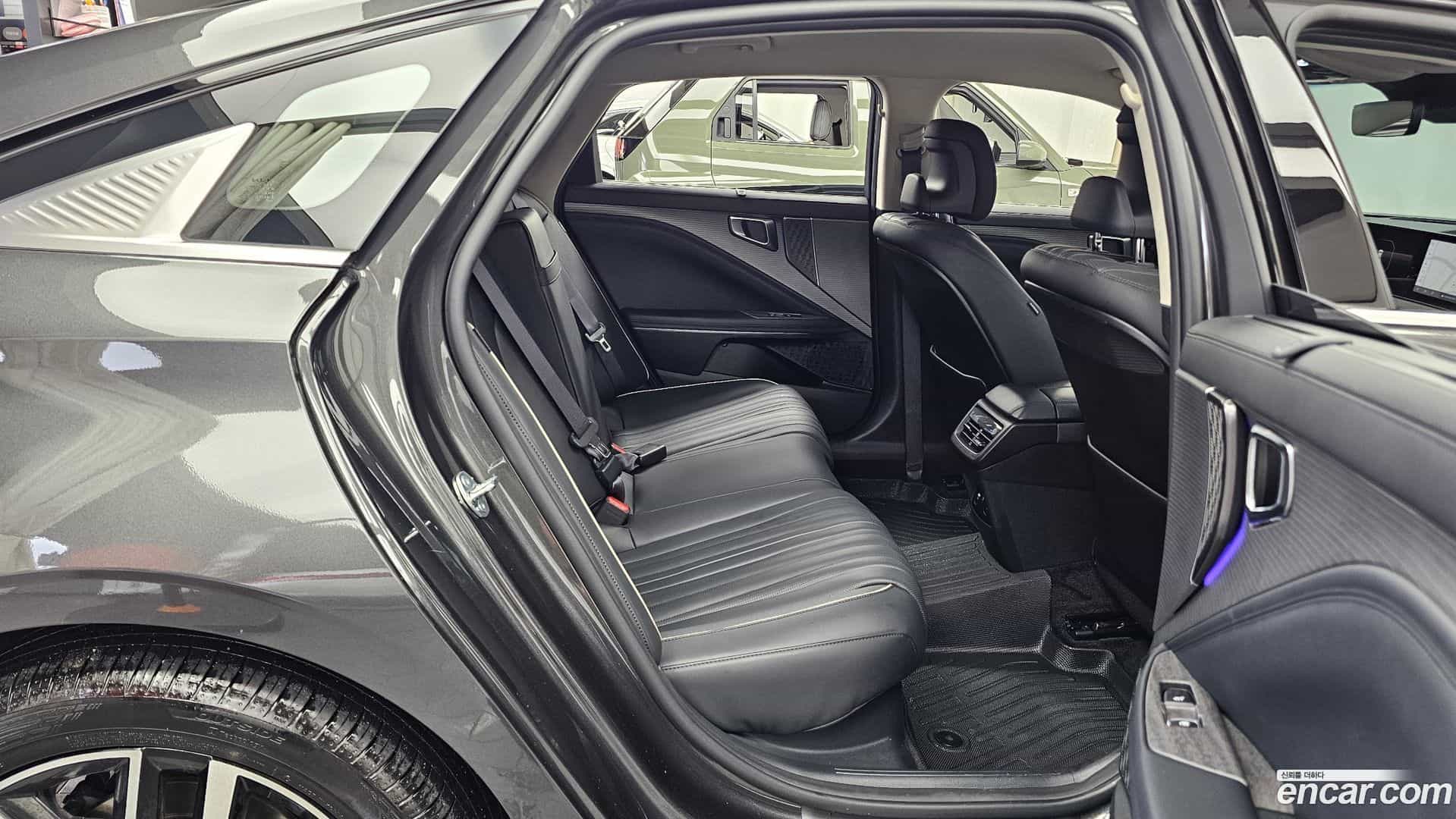 K8 Kia 2025.9-OPTION-021