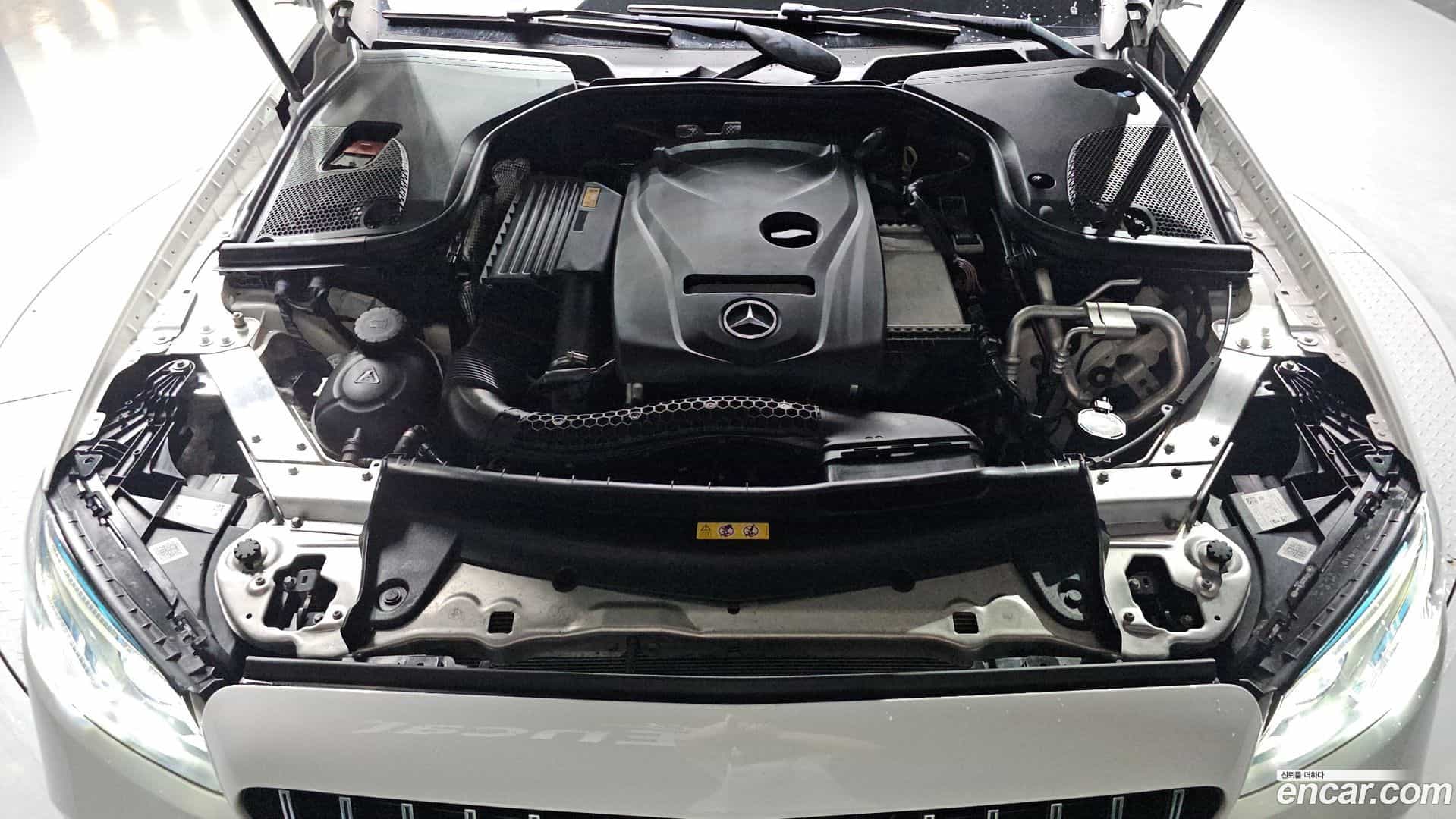 E-Class Mercedes-Benz 2017.8-OUTER-006