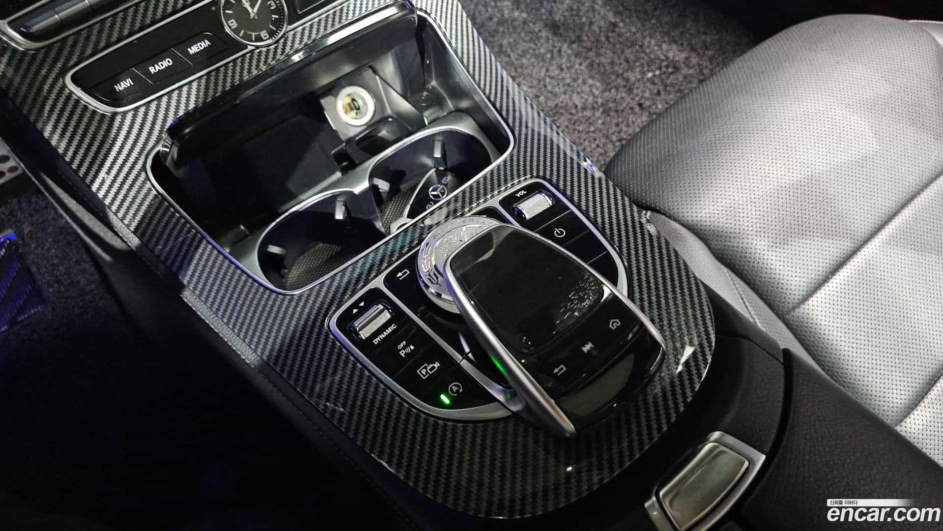E-Class Mercedes-Benz 2017.8-OPTION-020