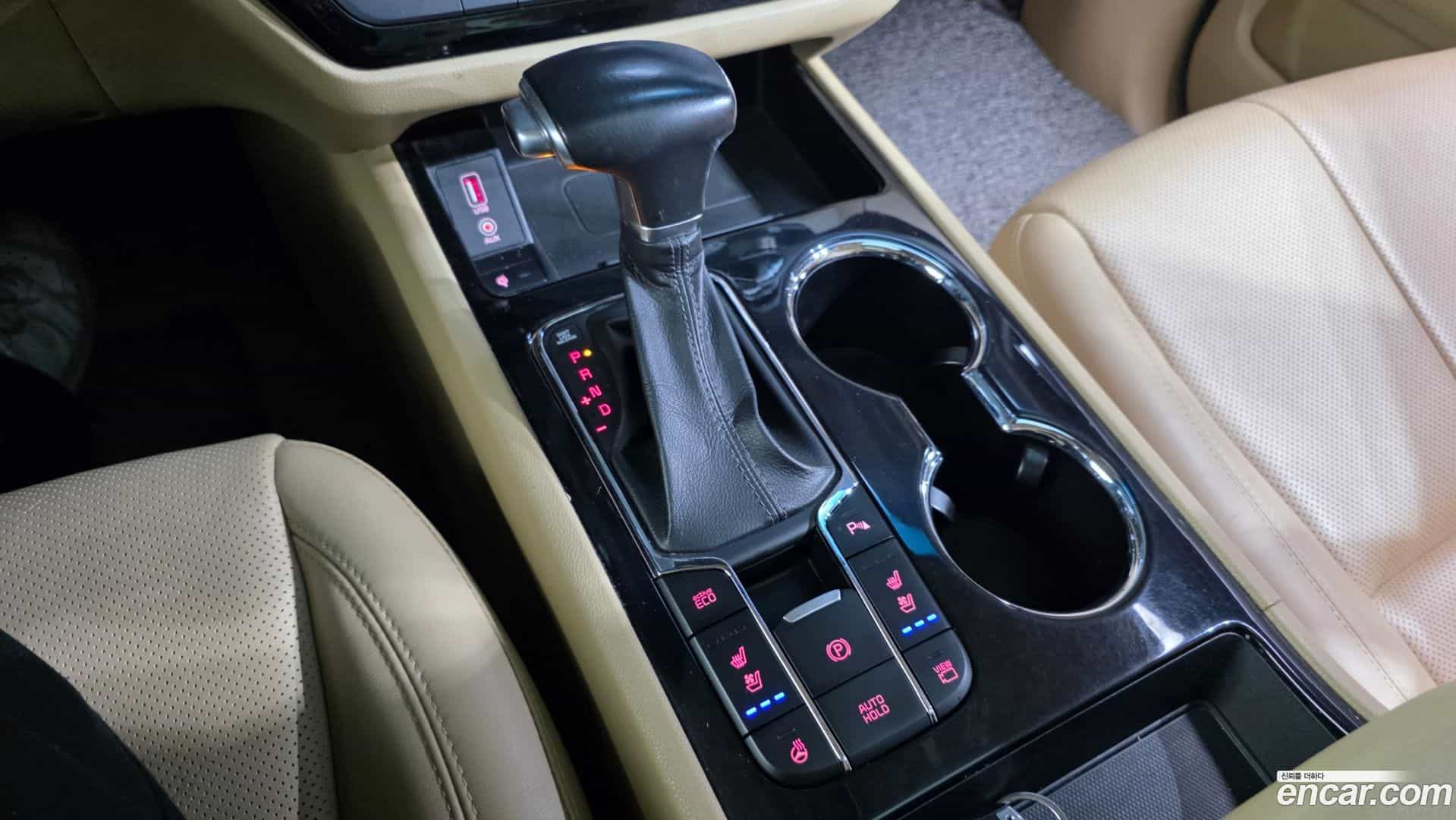 Canival Kia 2018.2-INNER-009