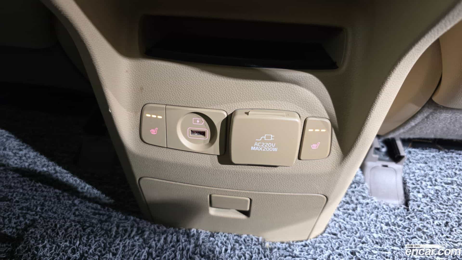 Canival Kia 2018.2-OPTION-023