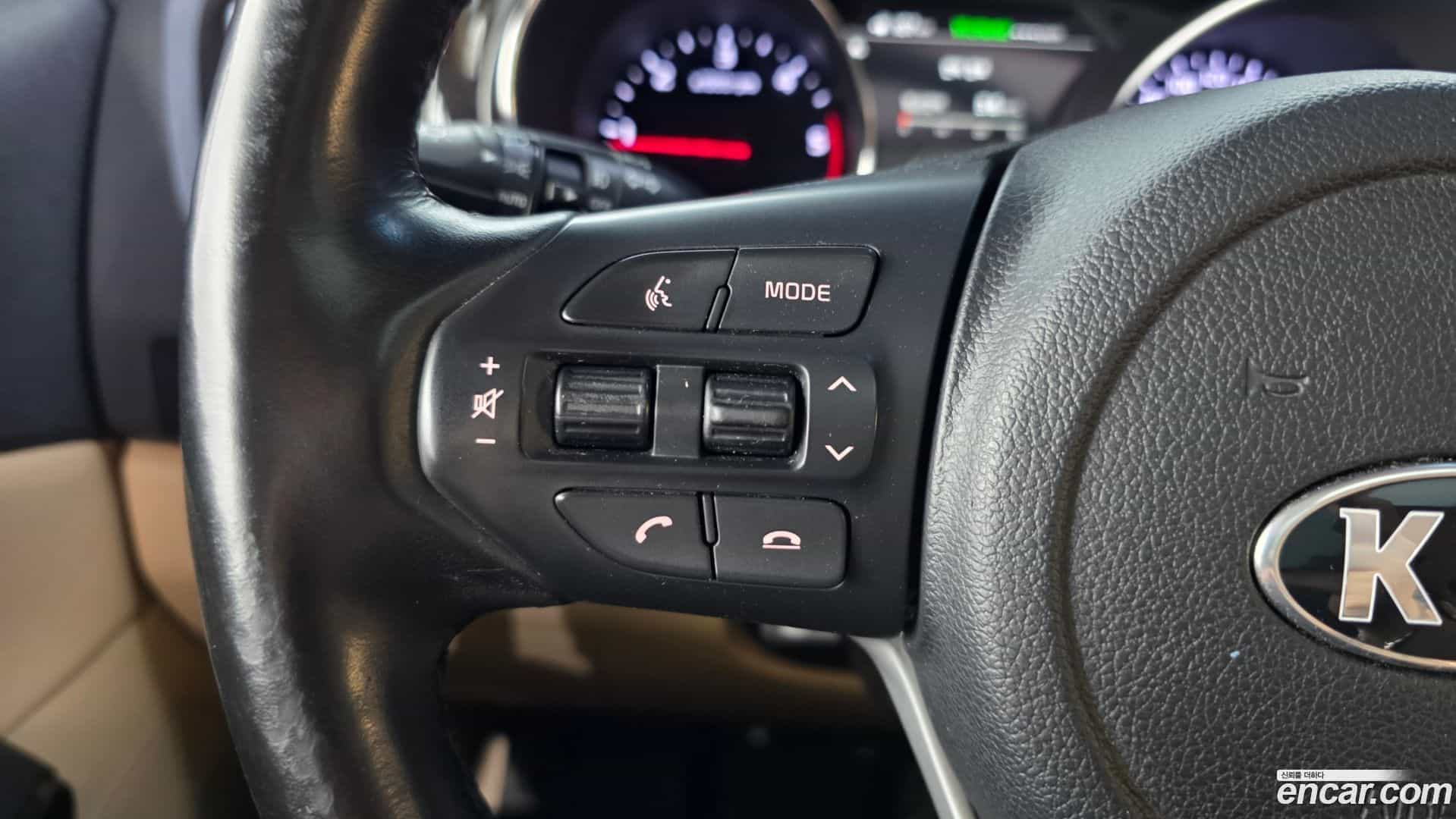 Canival Kia 2018.2-OPTION-046