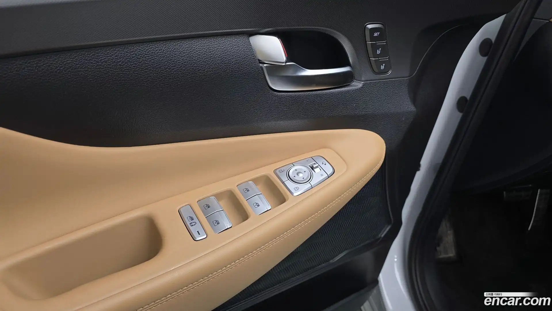 Santafe Hyundai 2022.3-OPTION-043