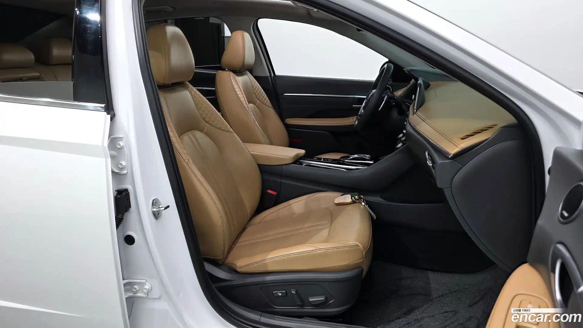 Sonata Hyundai 2020.9-INNER-036