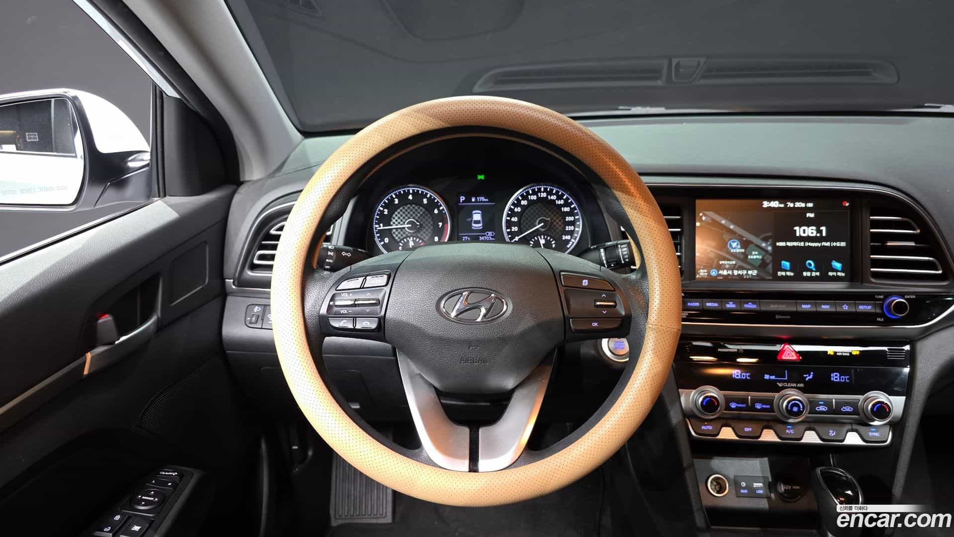 AVANTE Hyundai 2019.7-OPTION-017