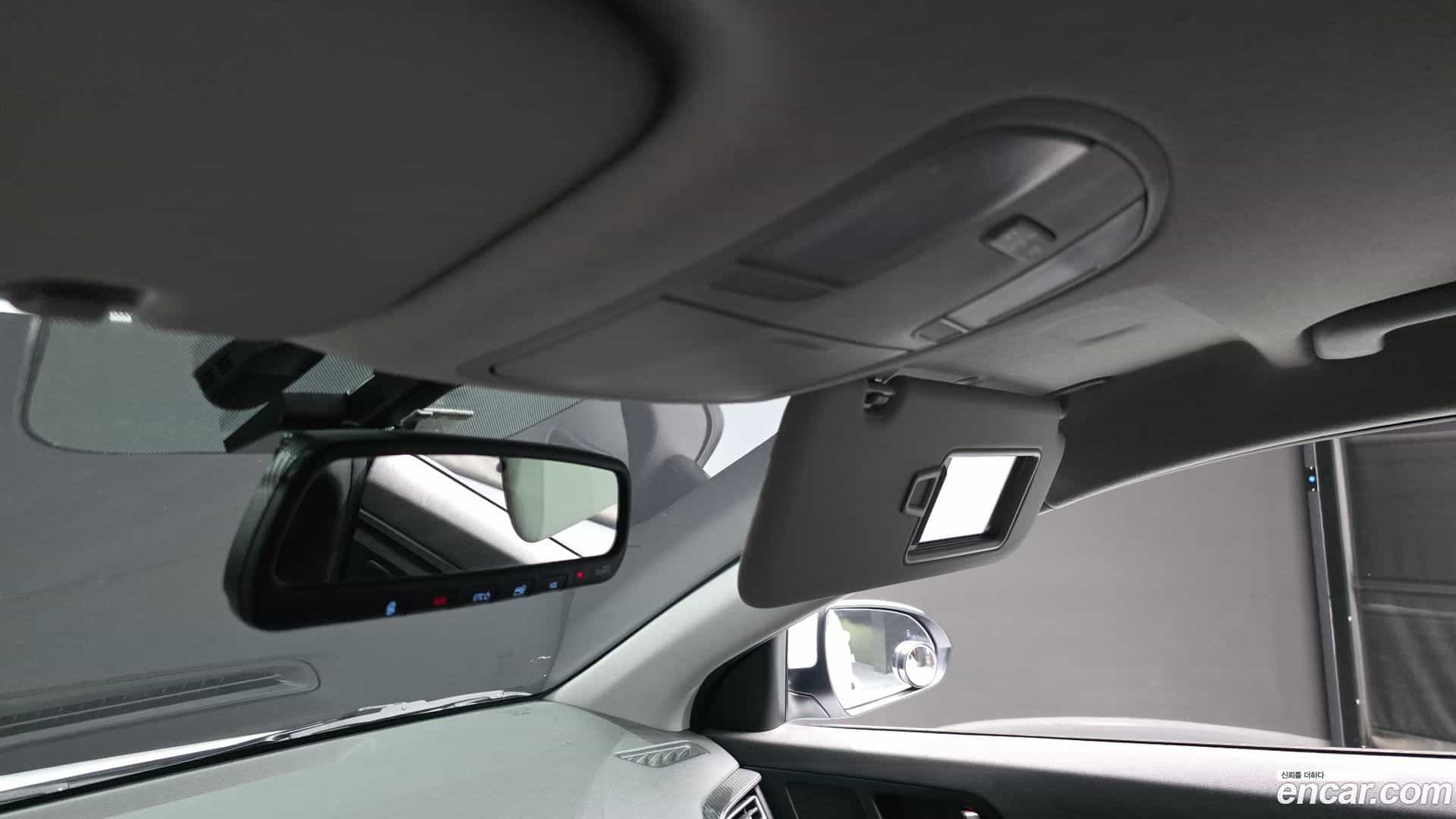 AVANTE Hyundai 2019.7-OPTION-023