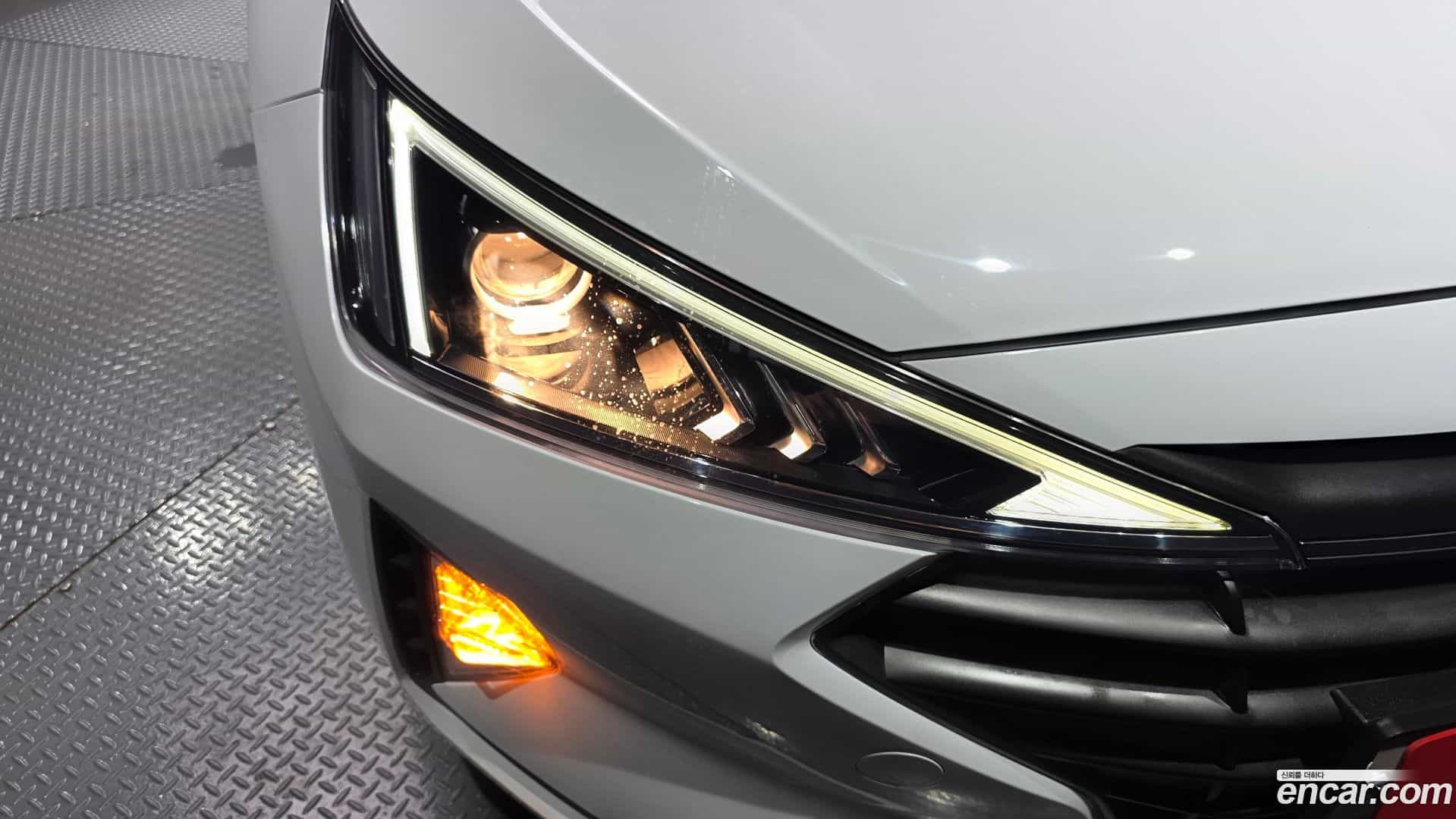 AVANTE Hyundai 2019.7-OUTER-032