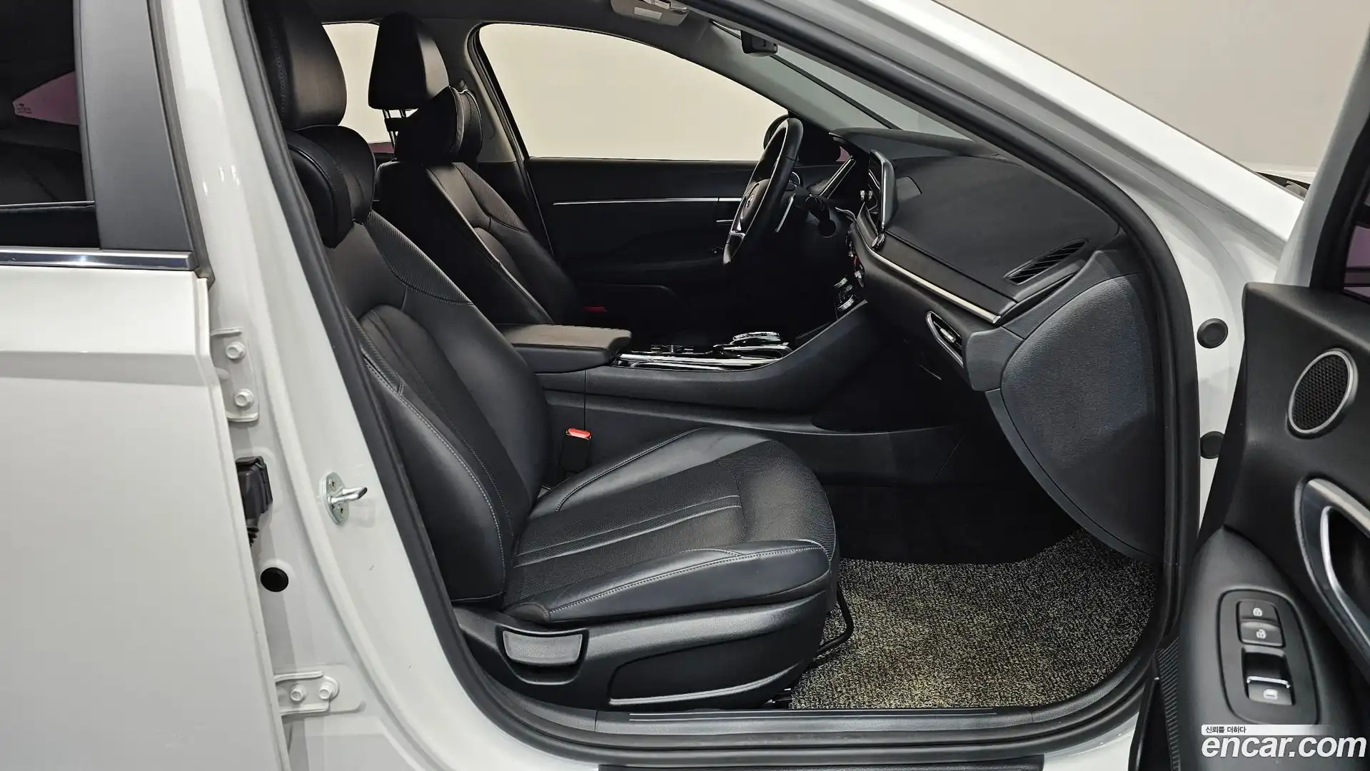 Sonata Hyundai 2019.4-INNER-036