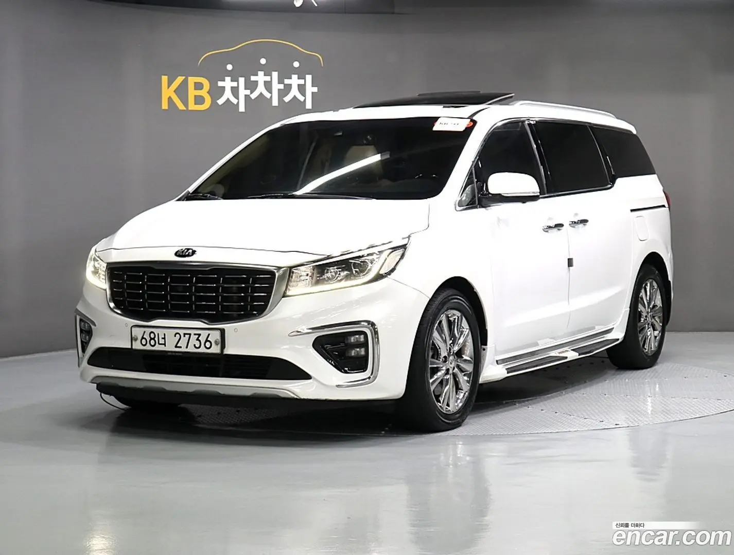 Main__Slider__Photo:Canival Kia 2018.9-0