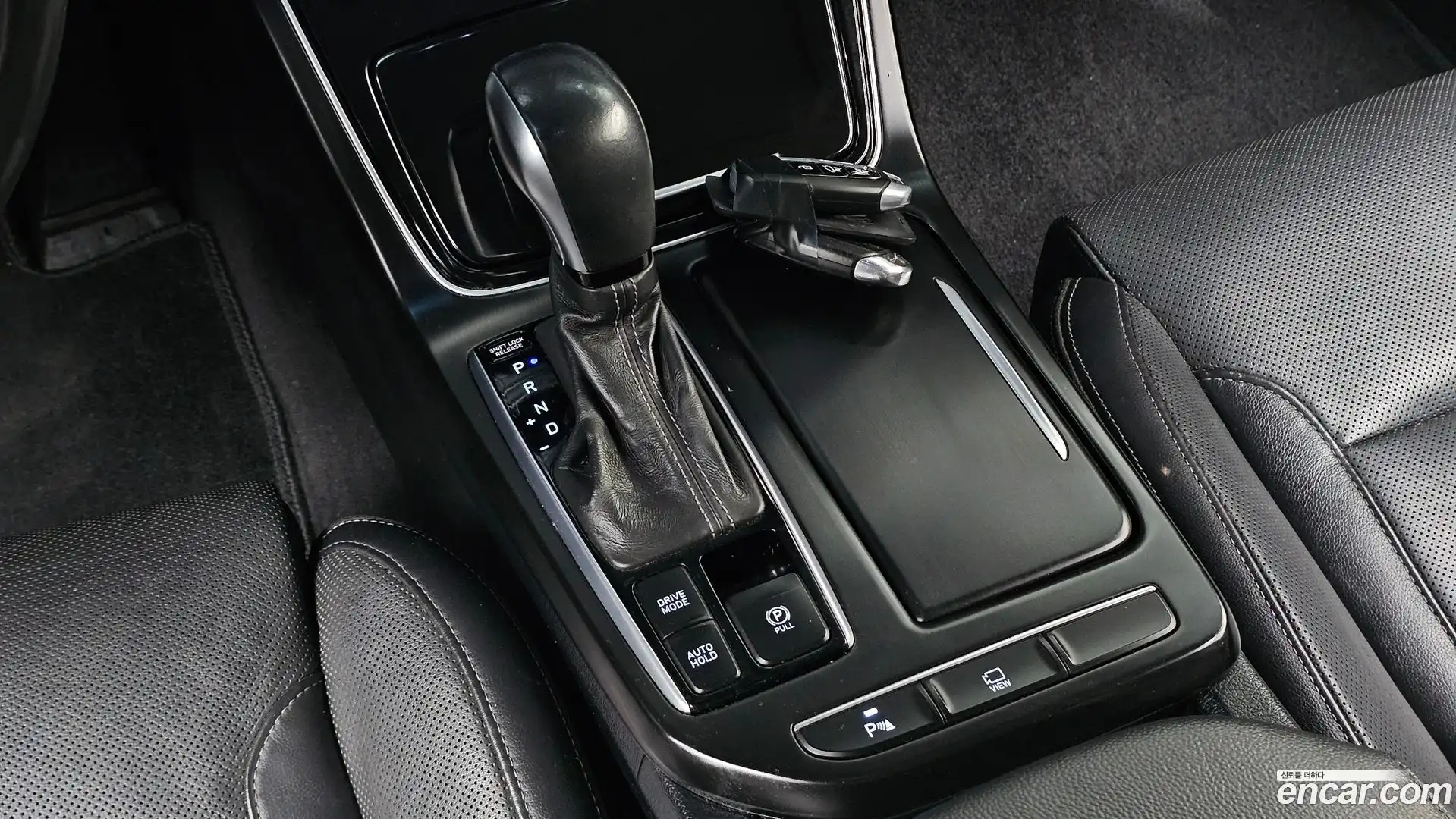 Grandeur Hyundai 2018.7-INNER-009