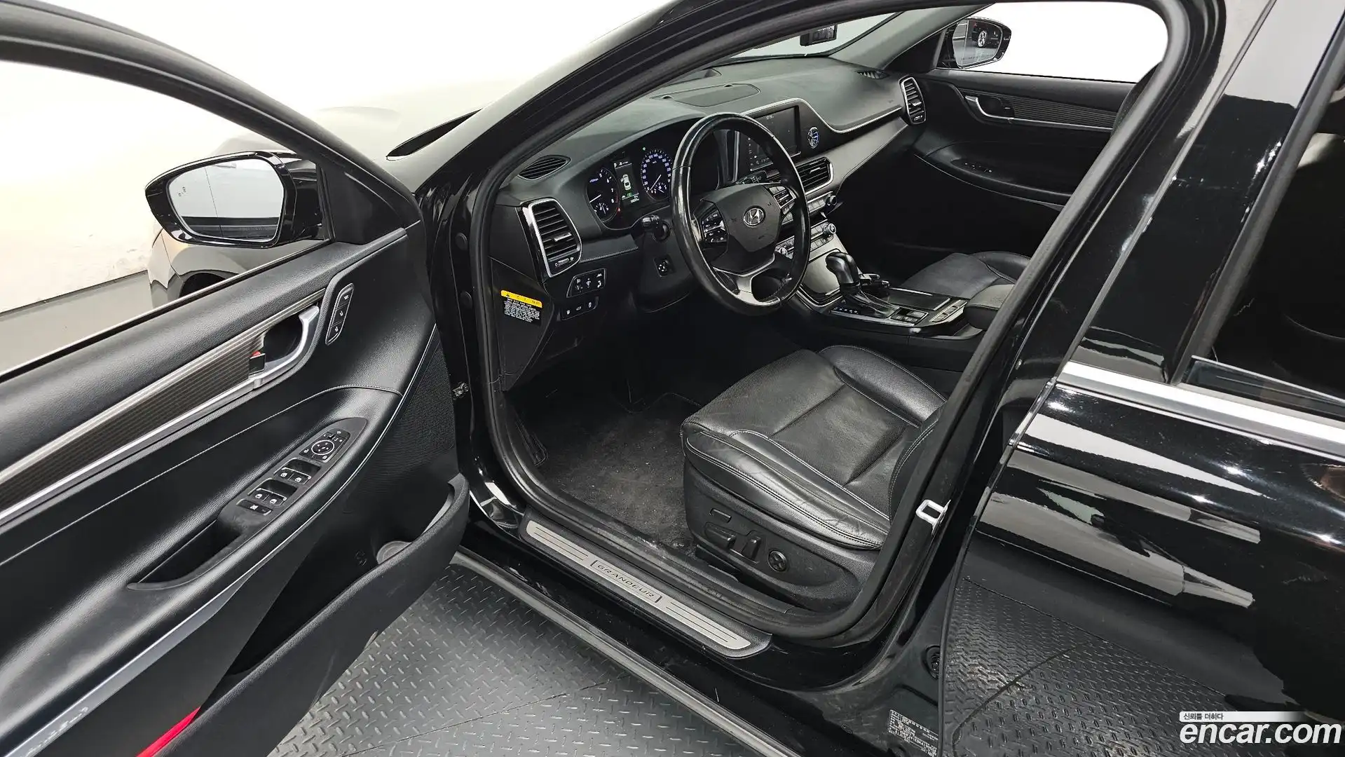 Grandeur Hyundai 2018.7-INNER-010