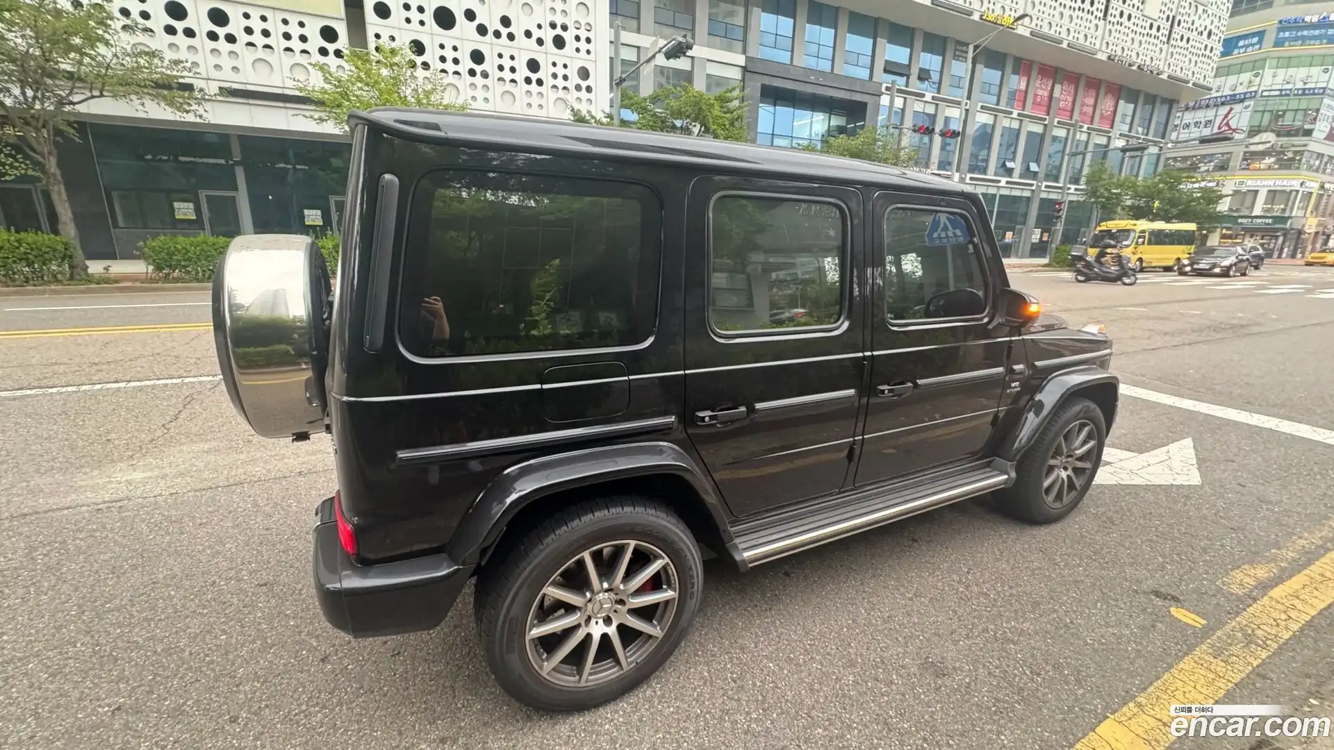 G-Class Mercedes-Benz 2021.0-OUTER-005