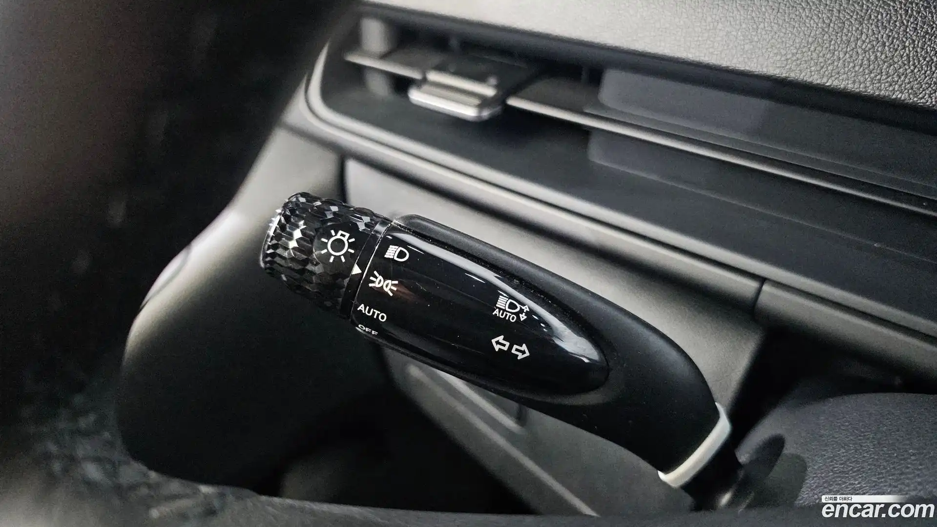 Staria Hyundai 2022.7-OPTION-024