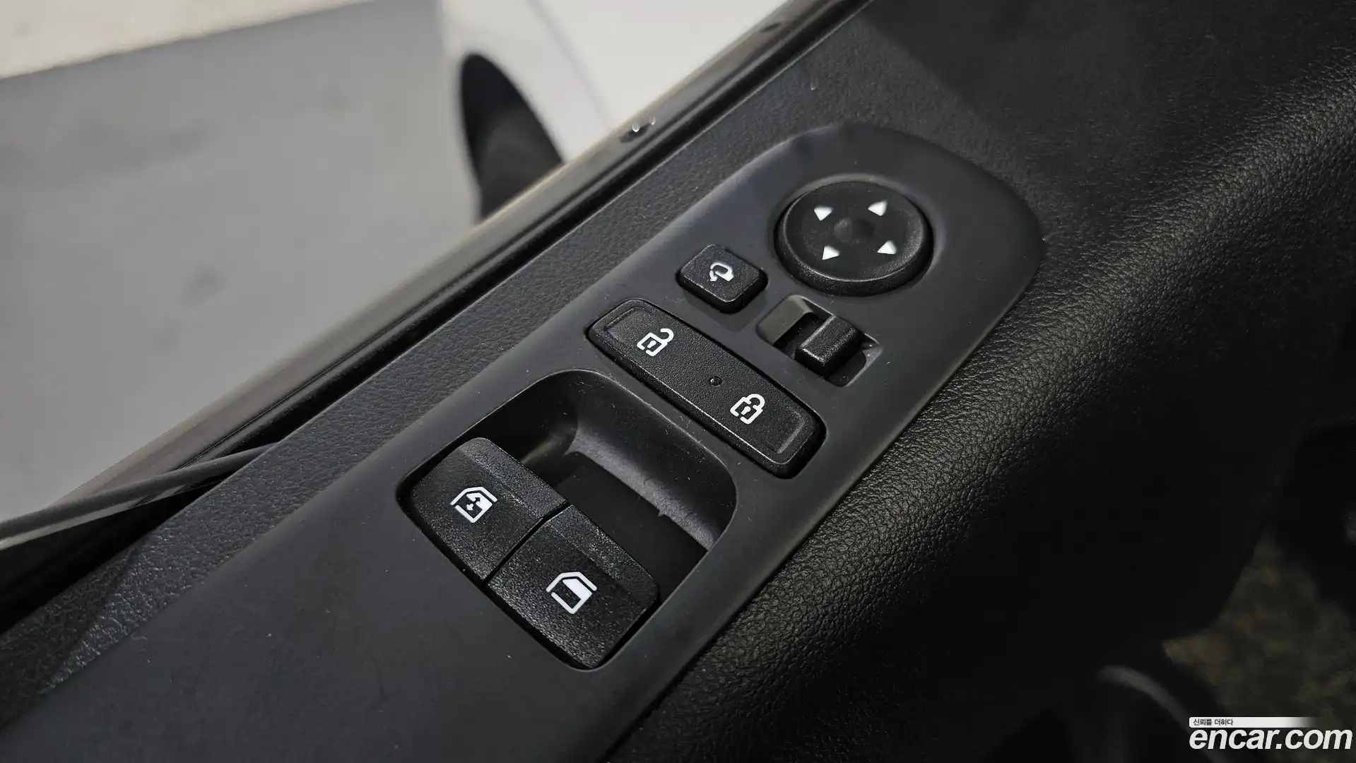 Staria Hyundai 2022.7-OPTION-041