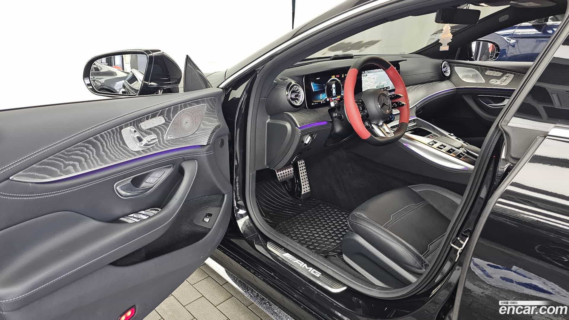 AMG GT Mercedes-Benz 2022.10-INNER-010