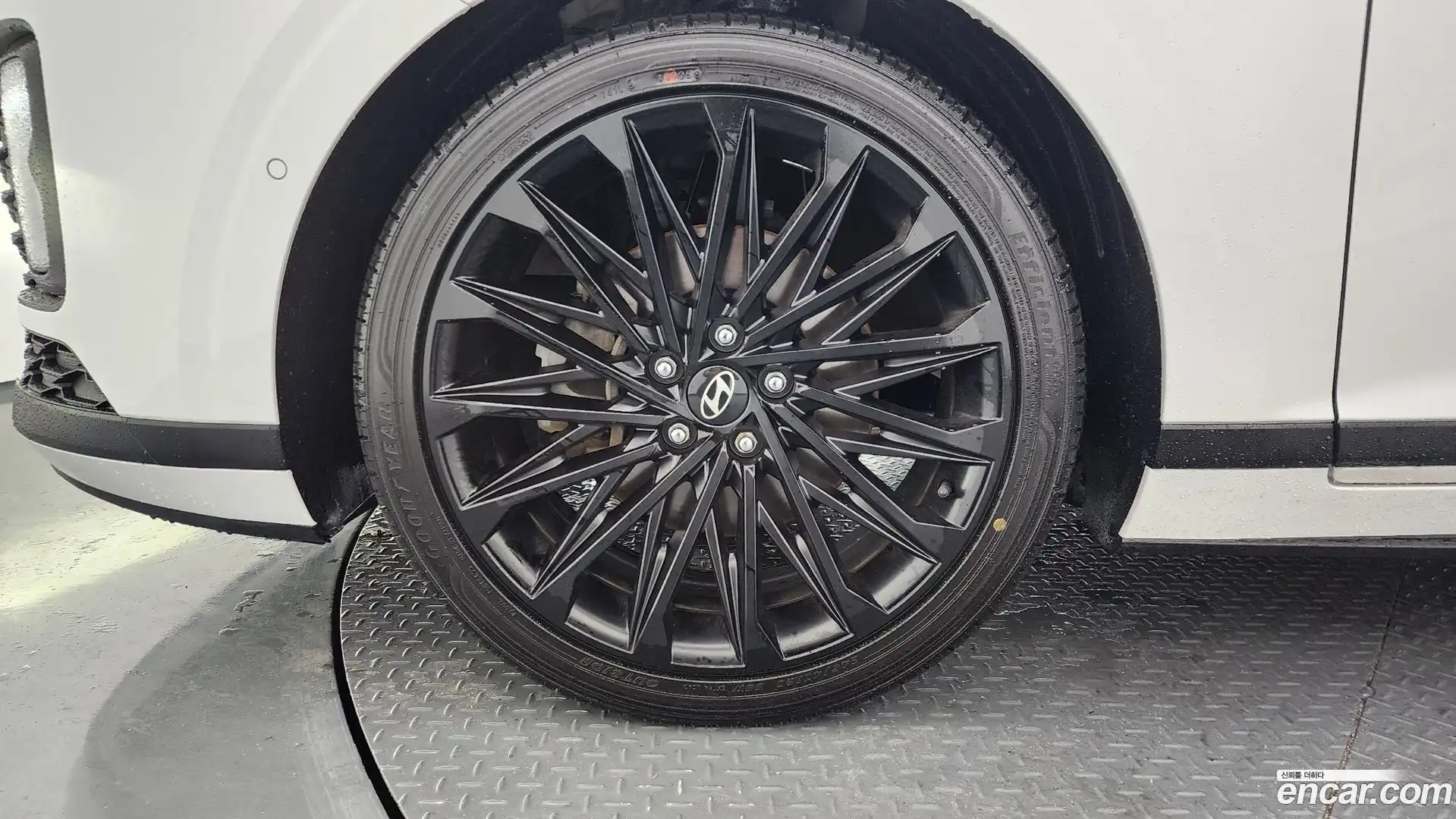 Grandeur Hyundai 2023.8-OUTER-005