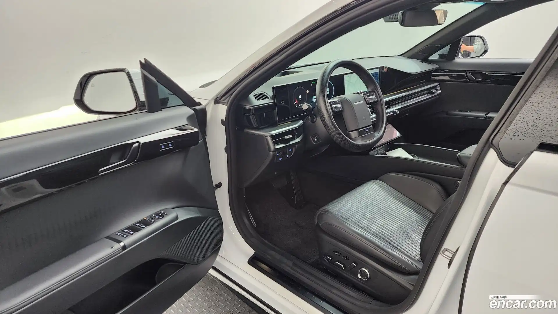 Grandeur Hyundai 2023.8-INNER-010