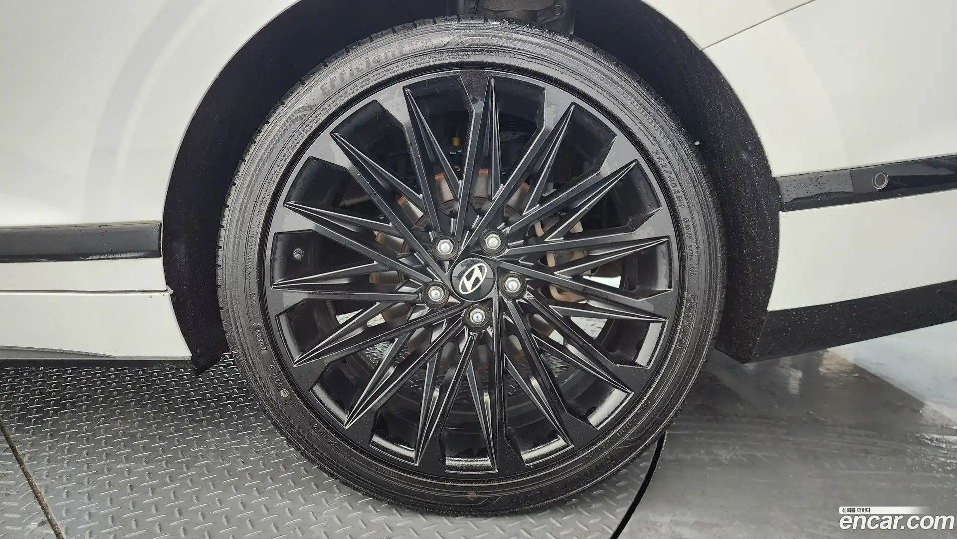 Grandeur Hyundai 2023.8-OUTER-031
