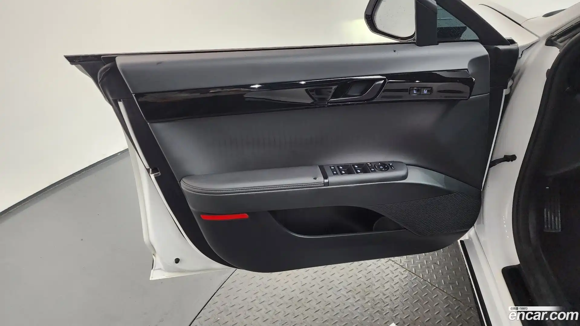 Grandeur Hyundai 2023.8-INNER-034
