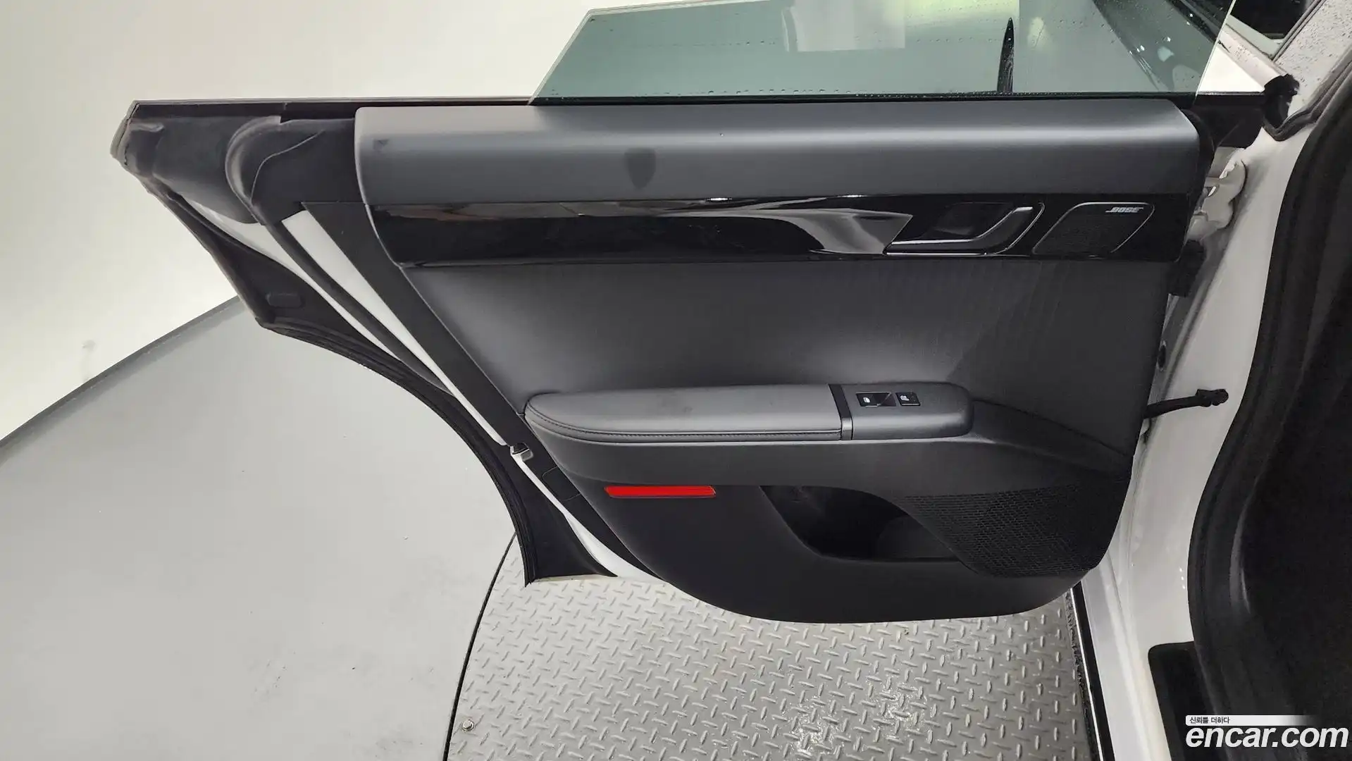 Grandeur Hyundai 2023.8-INNER-035