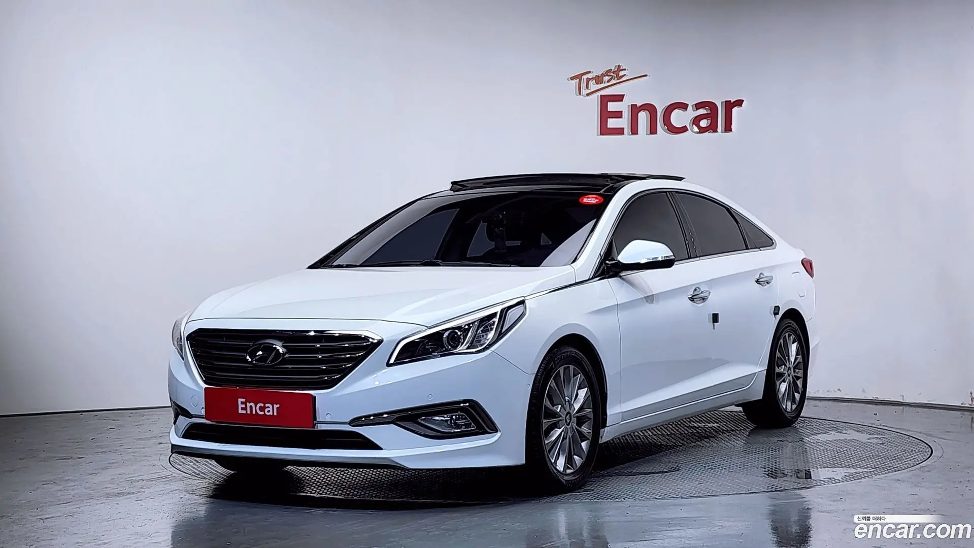 Main__Slider__Photo:Sonata Hyundai 2014.11-0