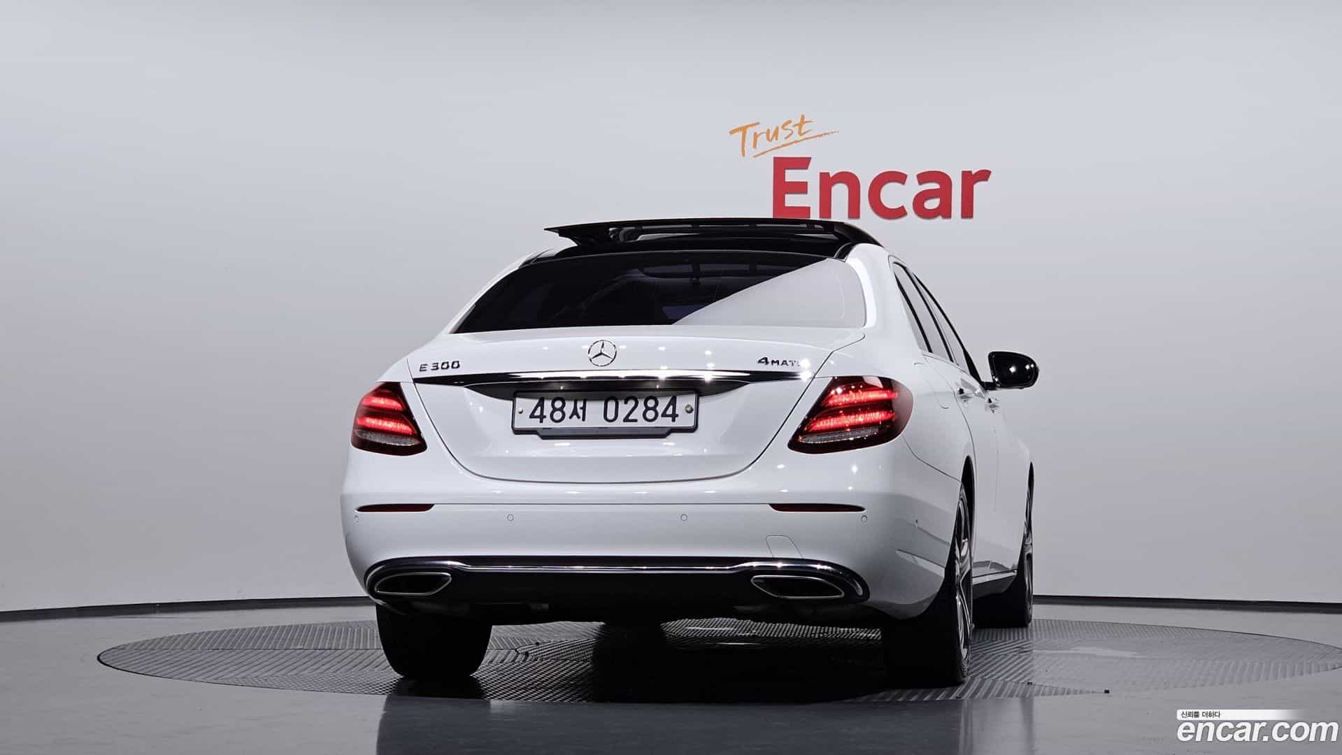 E-Class Mercedes-Benz 2016.9-OUTER-004
