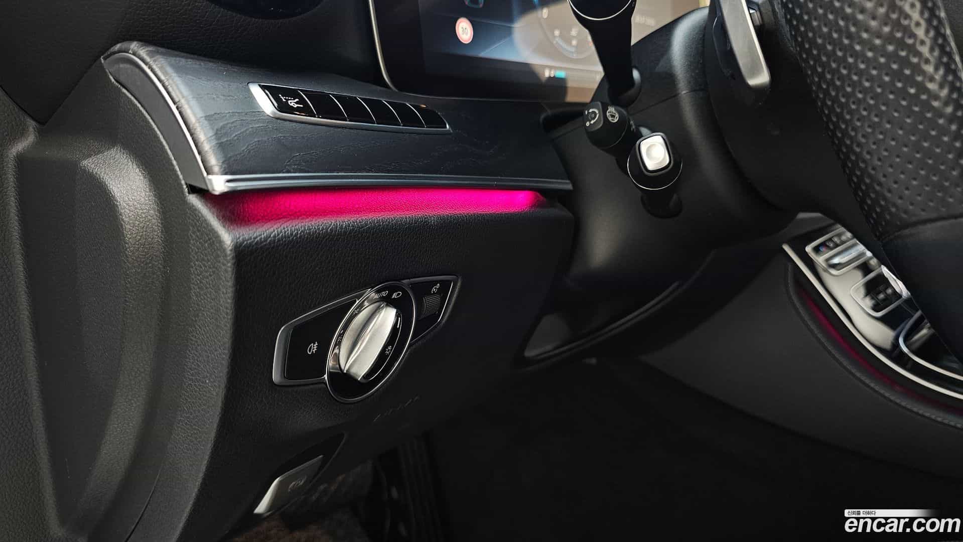 E-Class Mercedes-Benz 2016.9-OPTION-021
