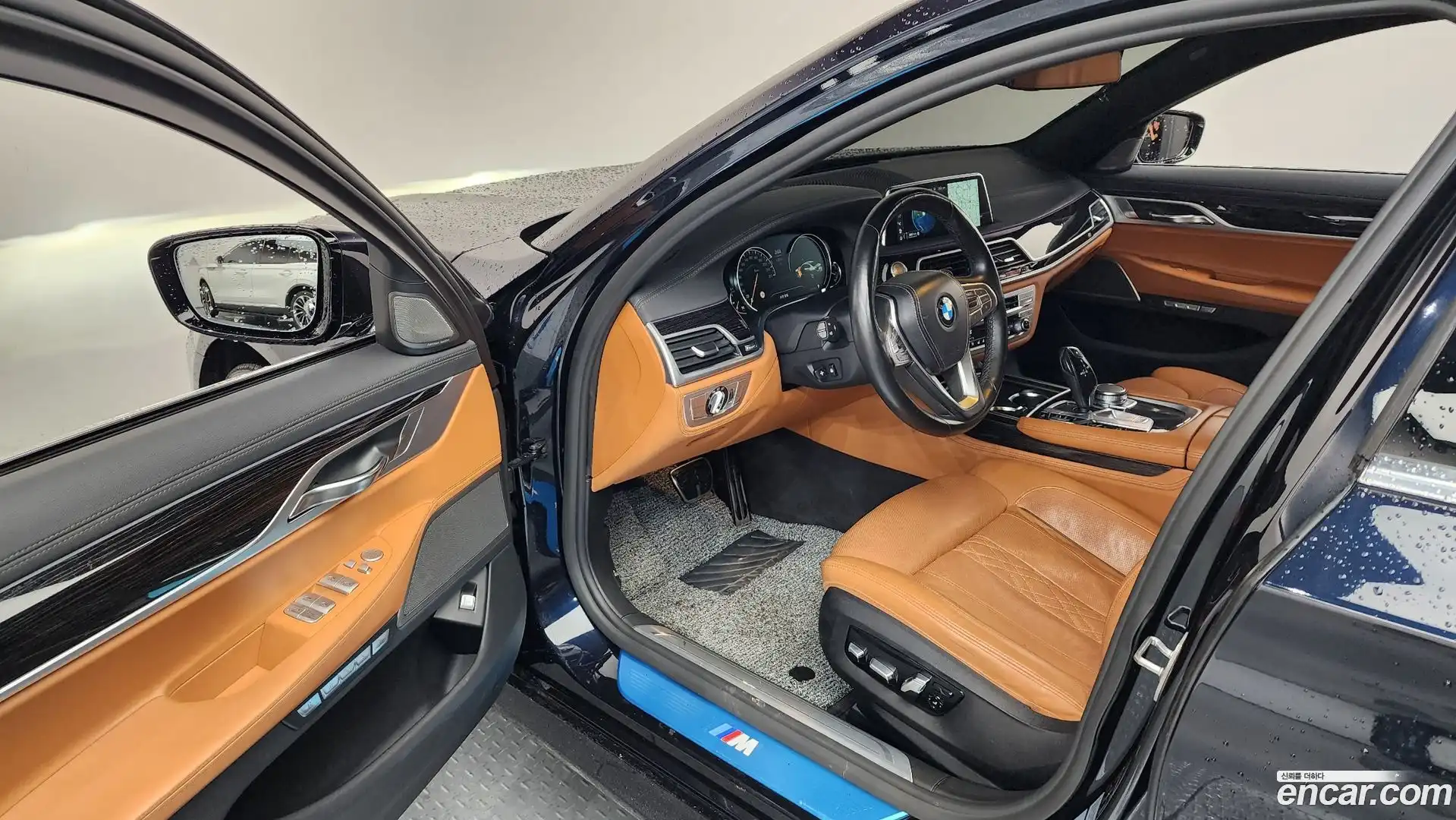 7-Series BMW 2017.11-INNER-010