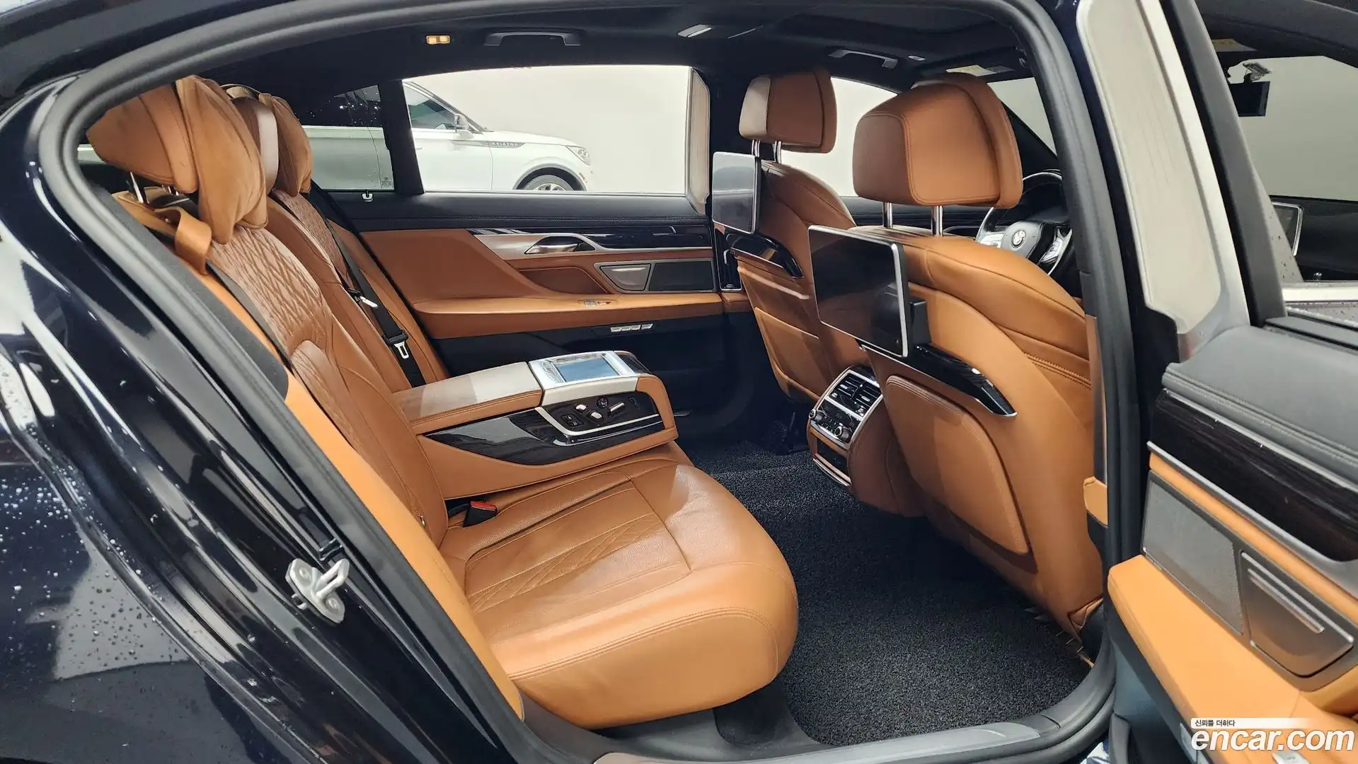 7-Series BMW 2017.11-OPTION-015