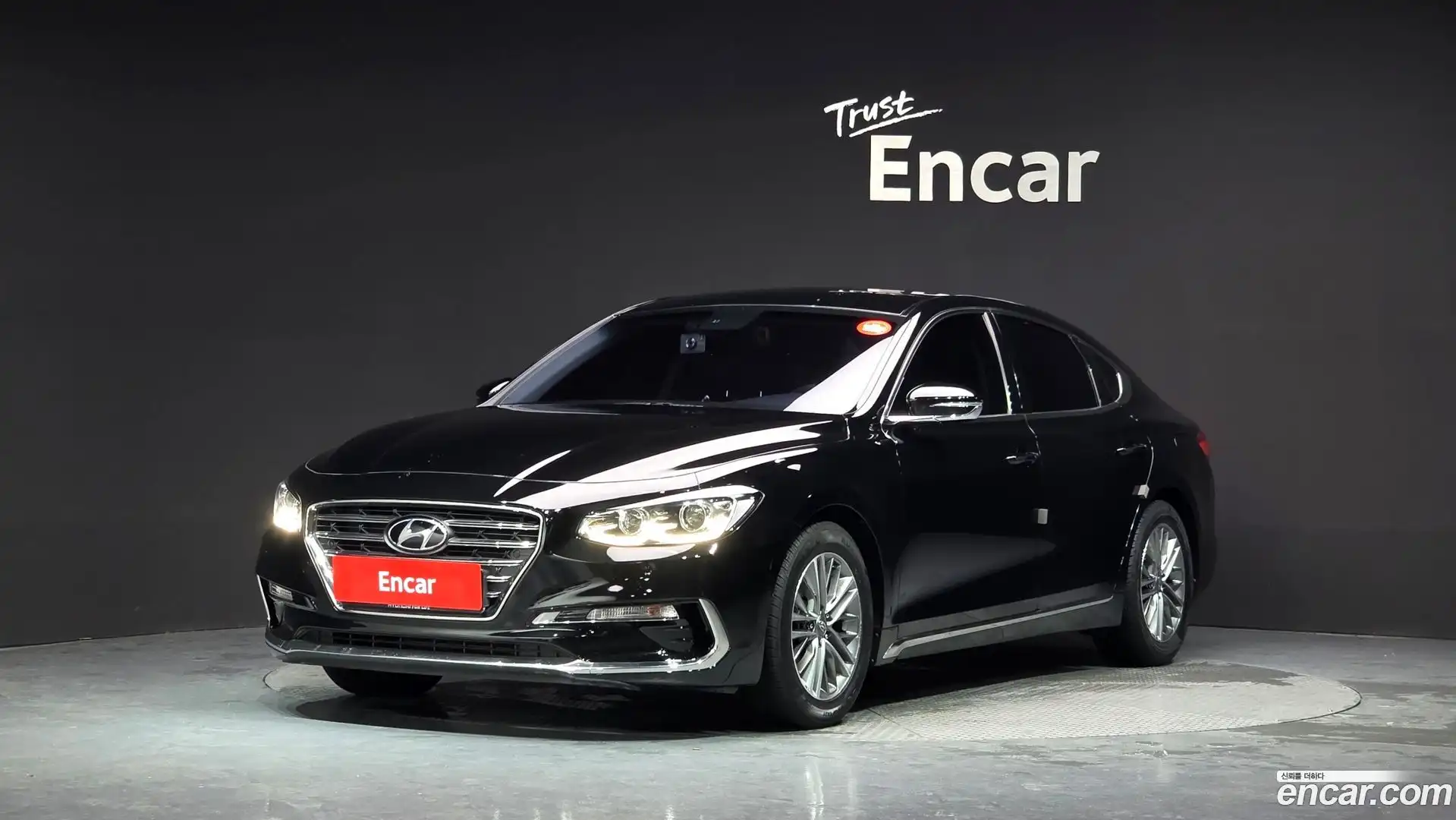 Grandeur Hyundai 2016.11-OUTER-001
