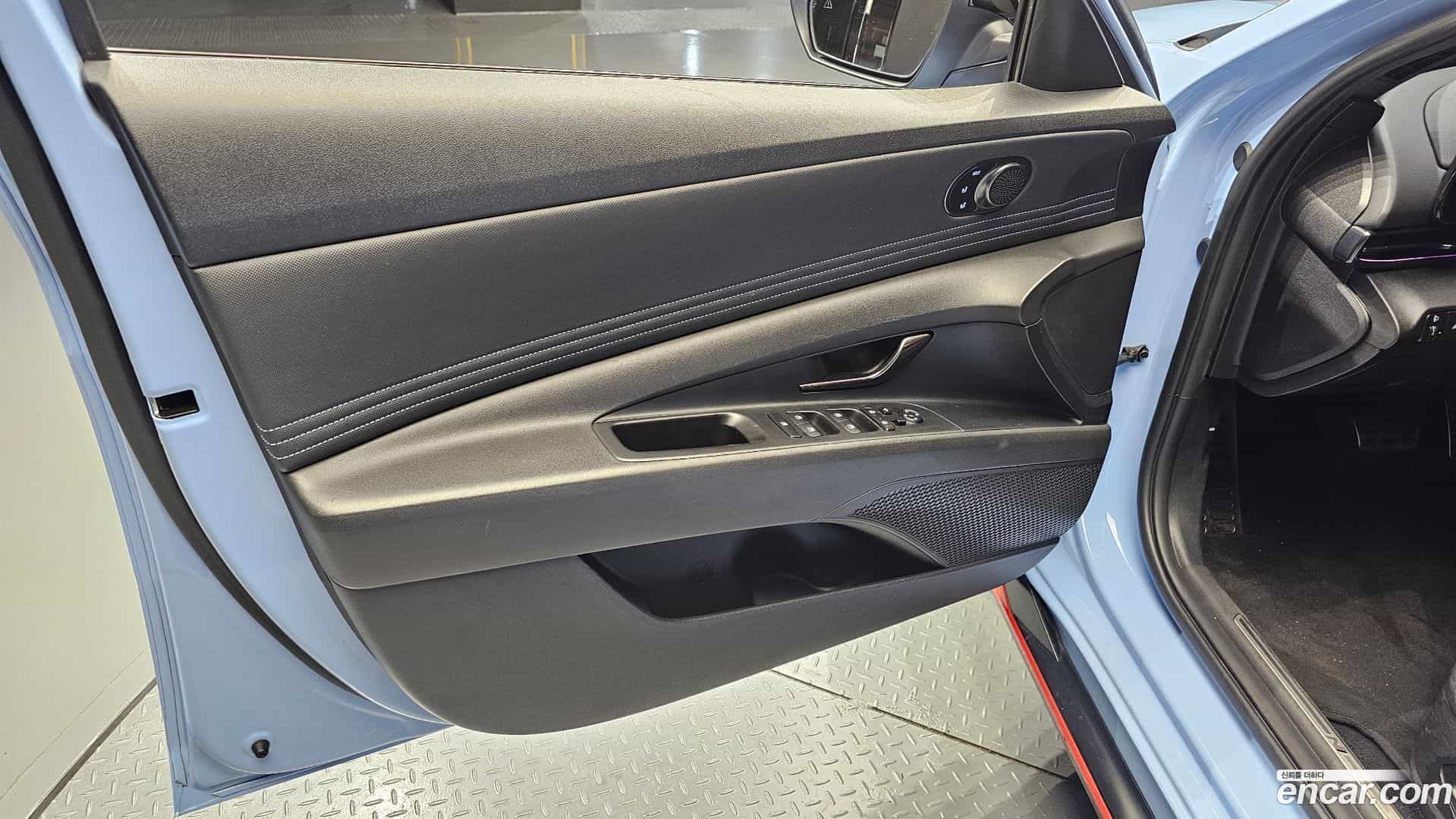 AVANTE Hyundai 2022.2-INNER-034