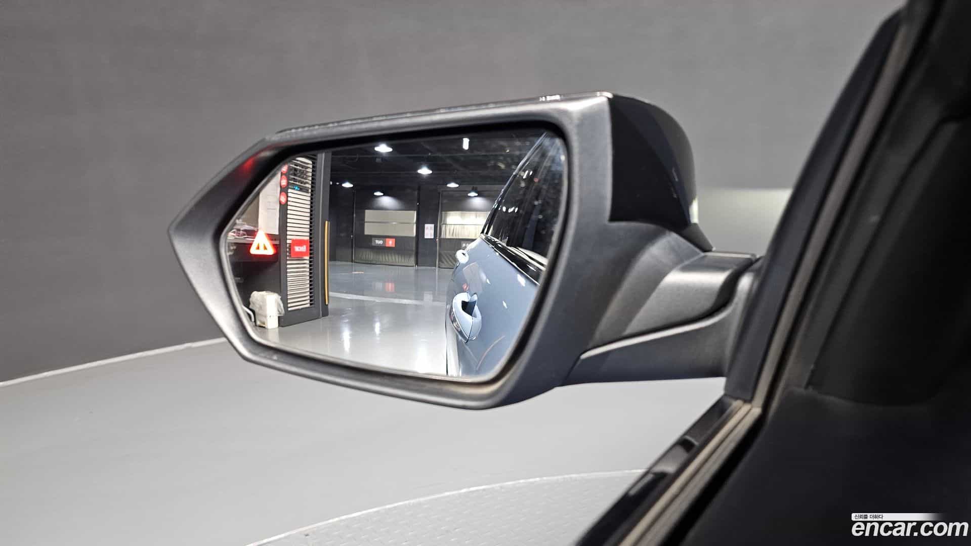AVANTE Hyundai 2022.2-OPTION-040