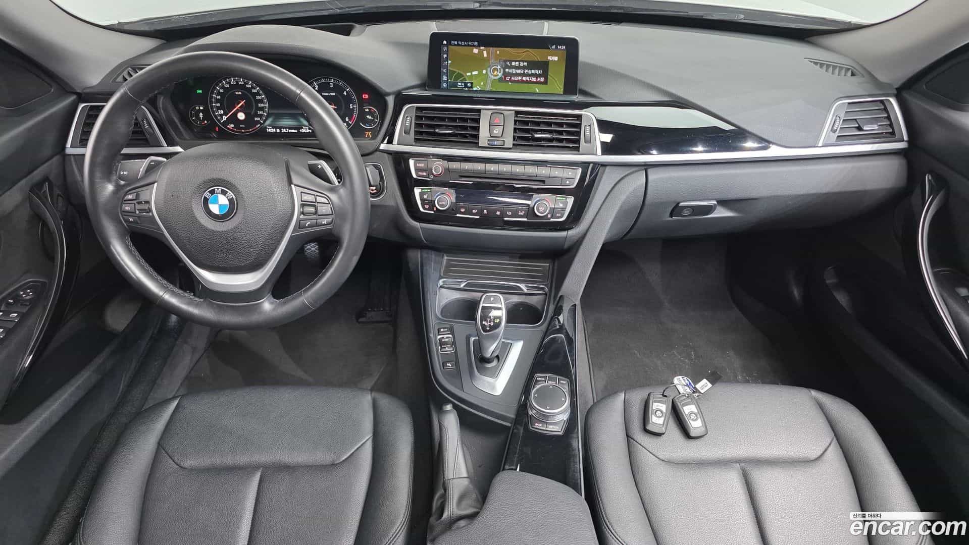 Gran Turismo BMW 2020.4-INNER-007